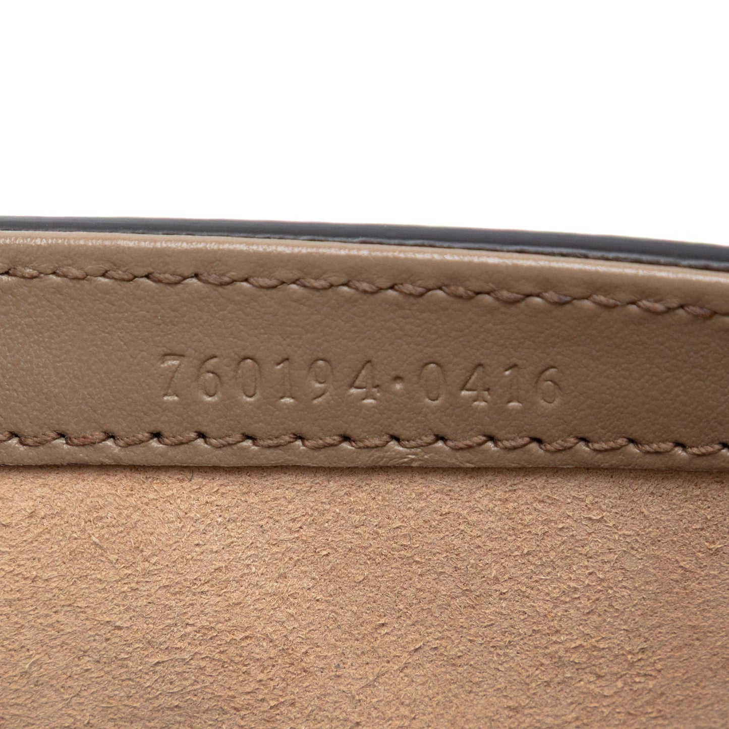 Gucci Mini GG Supreme Petite GG Crossbody