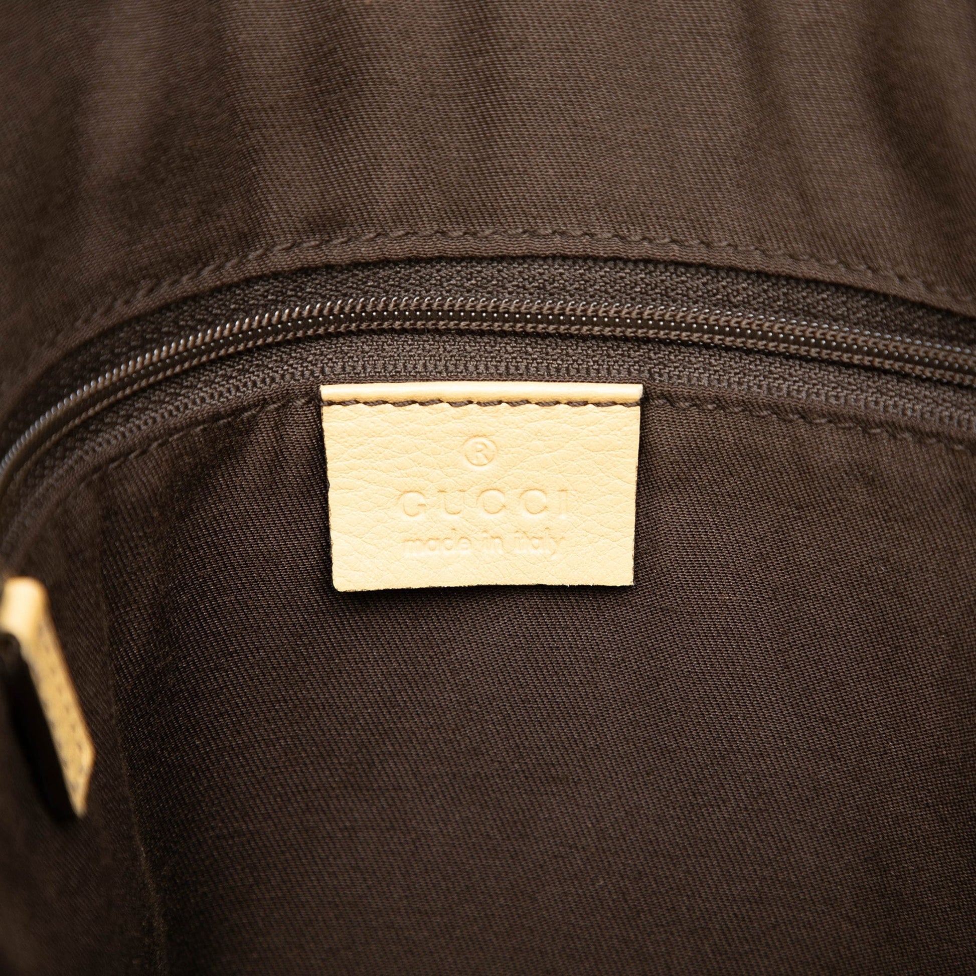Gucci GG Canvas Abbey D Ring Crossbody