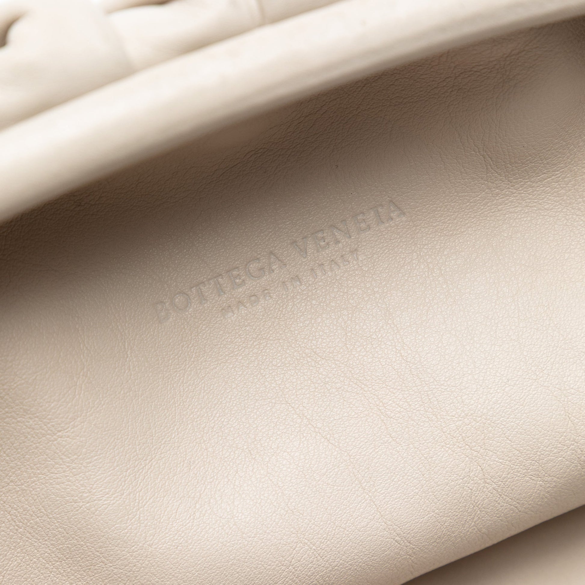 Lambskin The Pouch