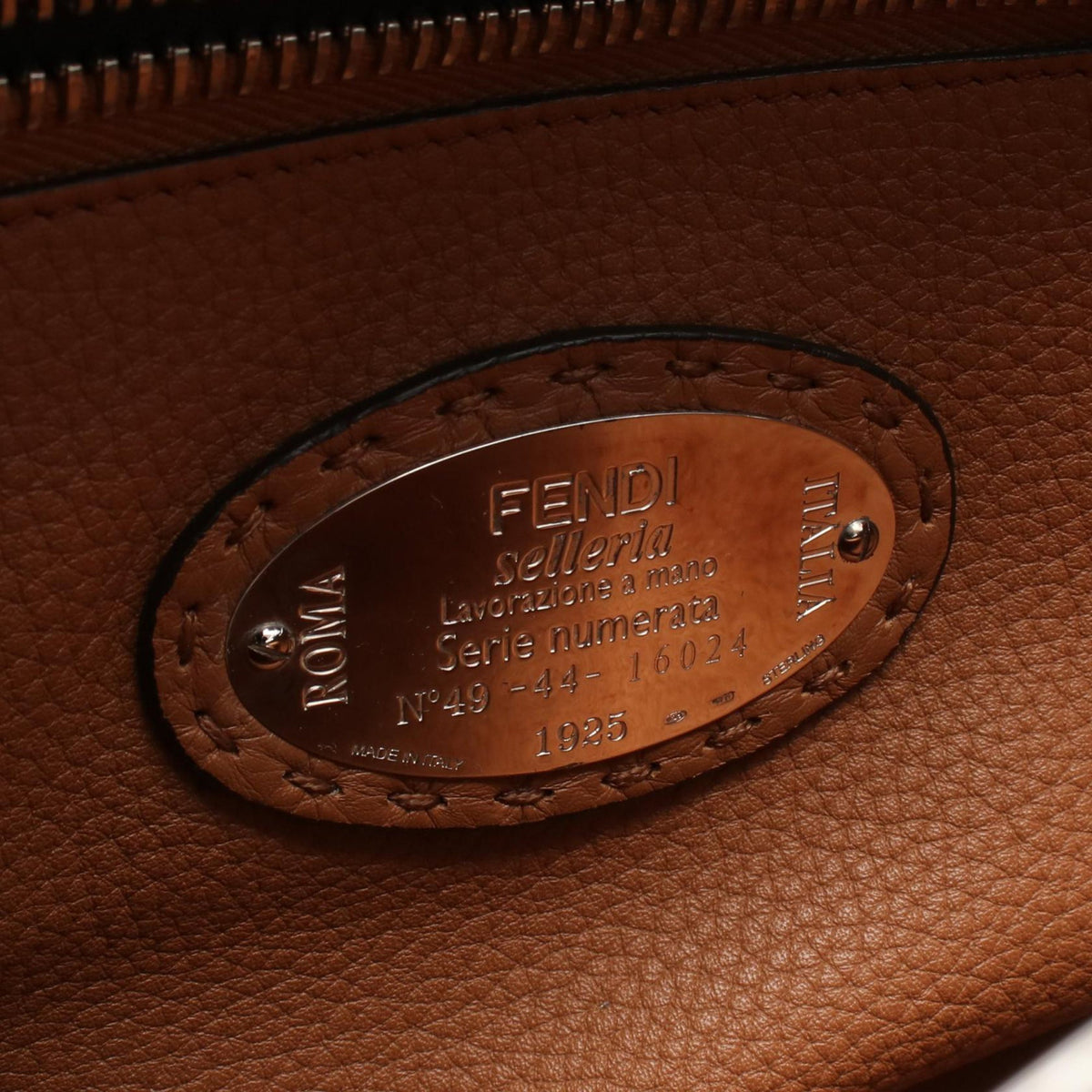 Fendi Medium Leather Peekaboo Selleria Satchel — Black