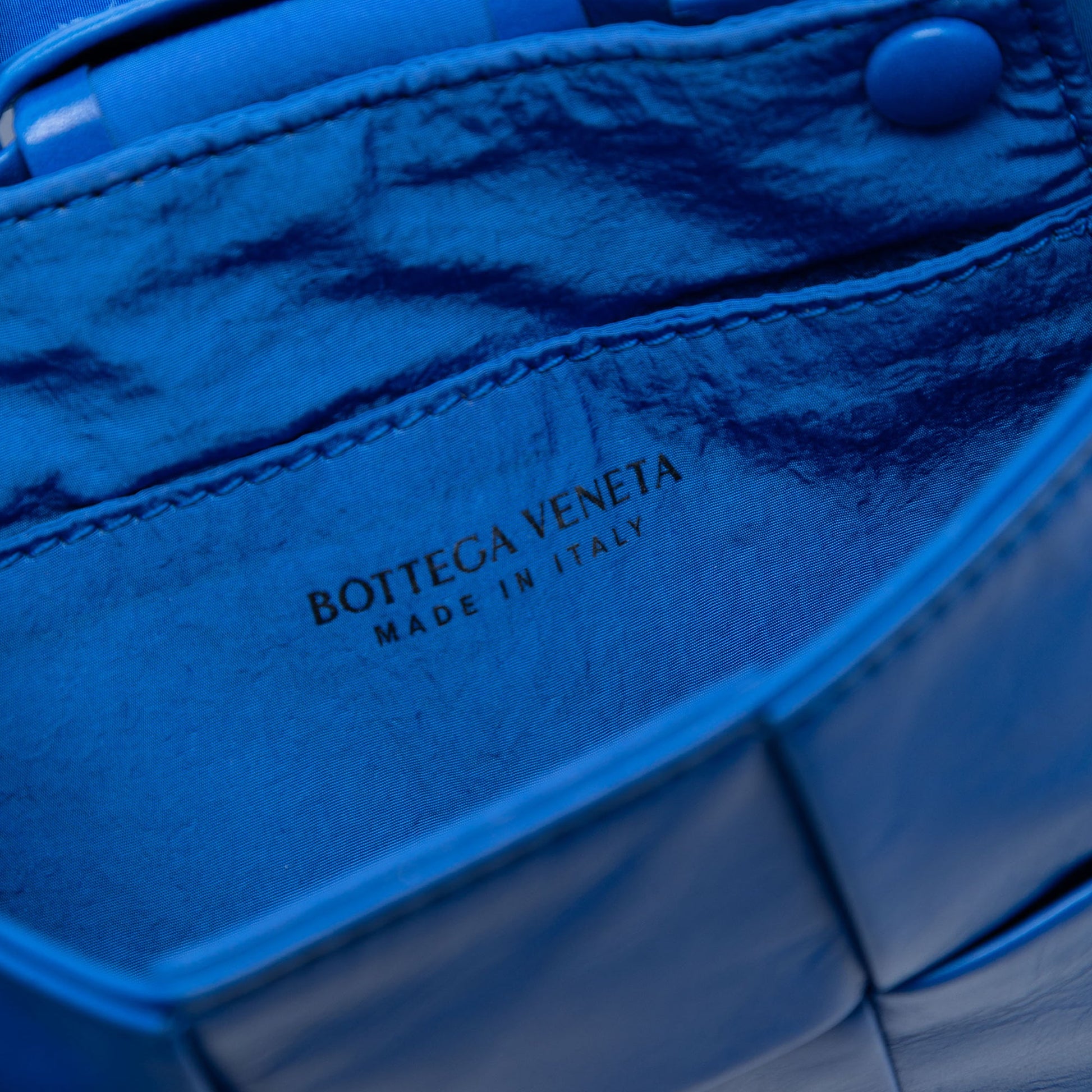 Bottega Veneta Extra Mini Nappa Maxi Intrecciato Cassette Crossbody