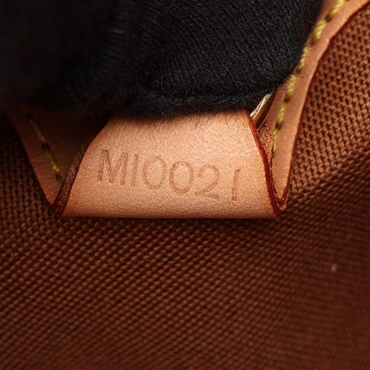 Louis Vuitton Monogram Ellipse MM
