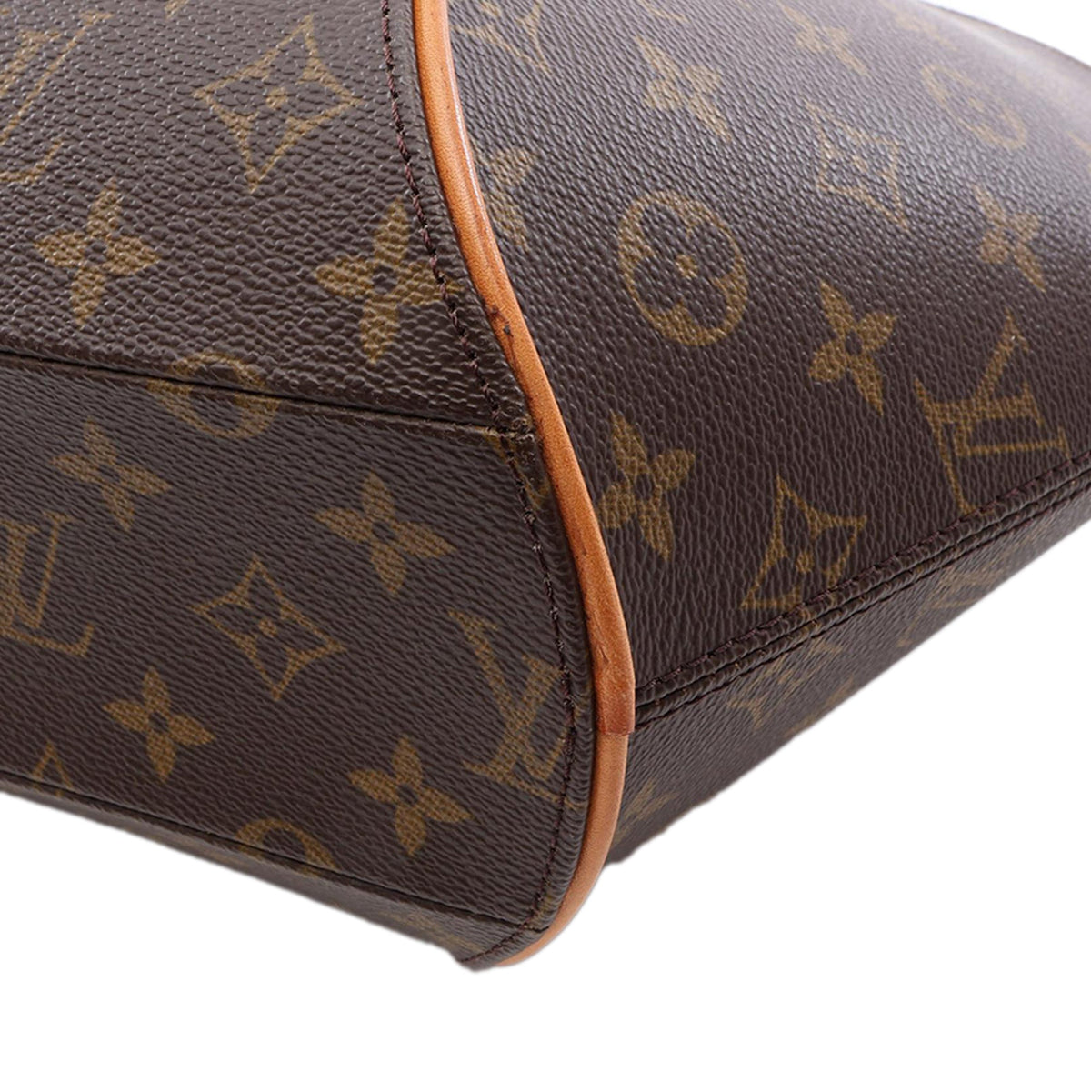 Louis Vuitton Monogram Ellipse MM
