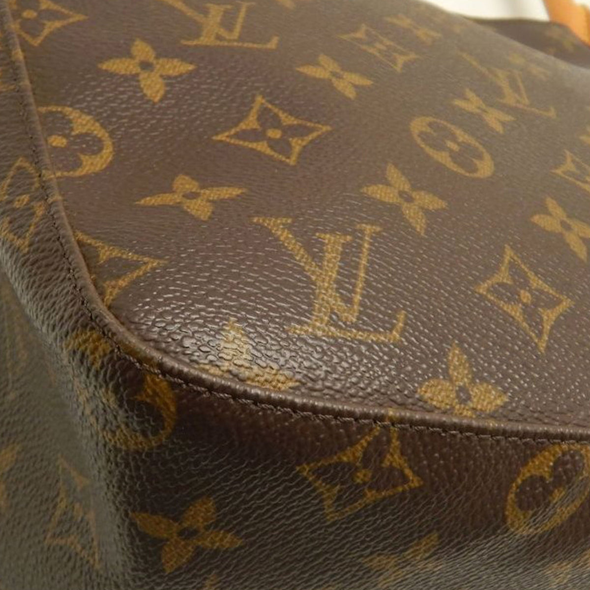 Louis Vuitton Monogram Looping MM