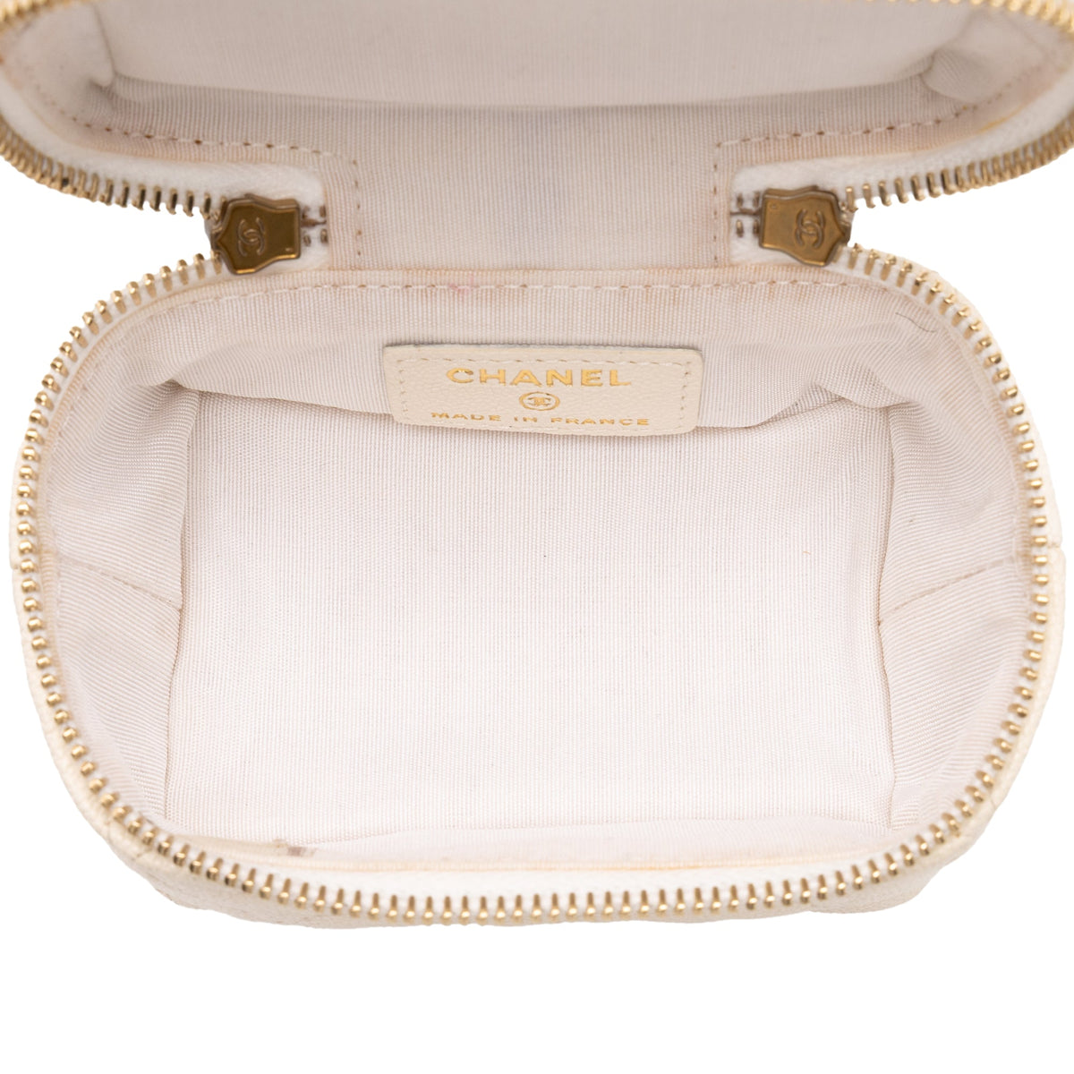 Chanel Mini CC Quilted Caviar Chain Zip Around Vanity Case — White
