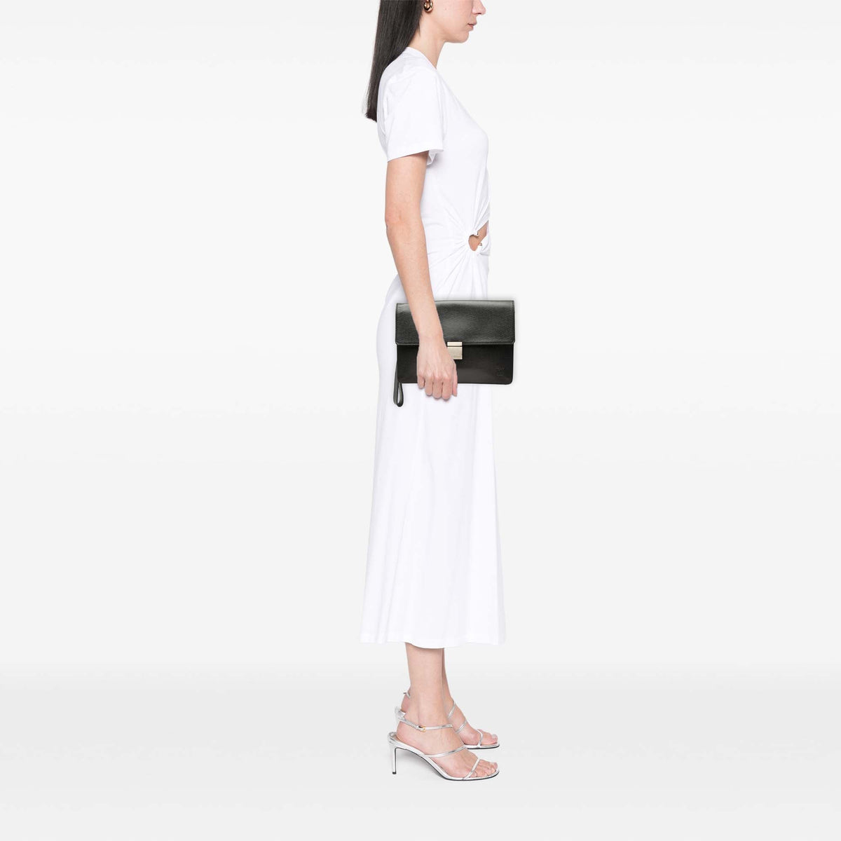 Louis Vuitton Taiga Selenga