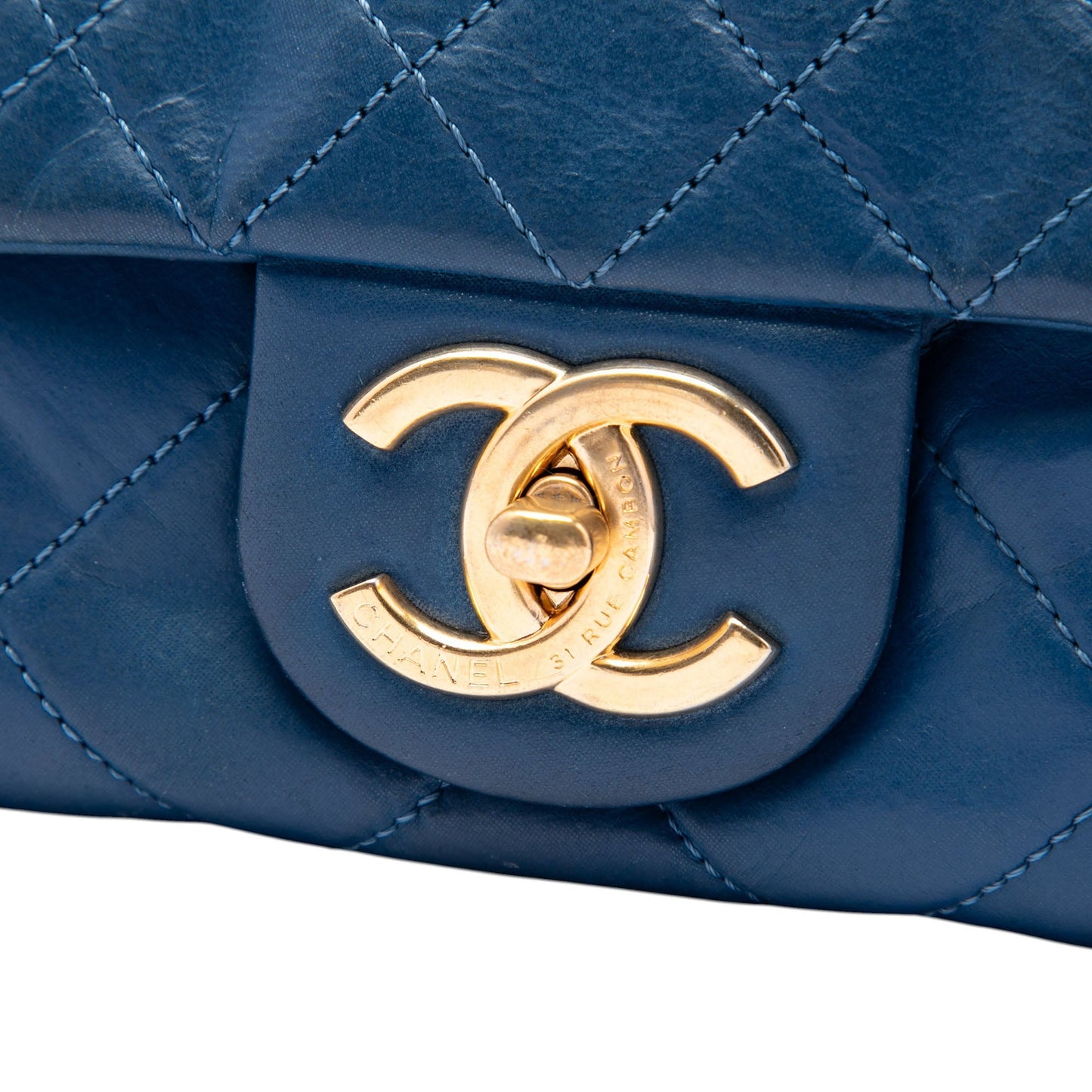 Chanel Small Quilted Iridescent Calfskin Chic Quilt Flap