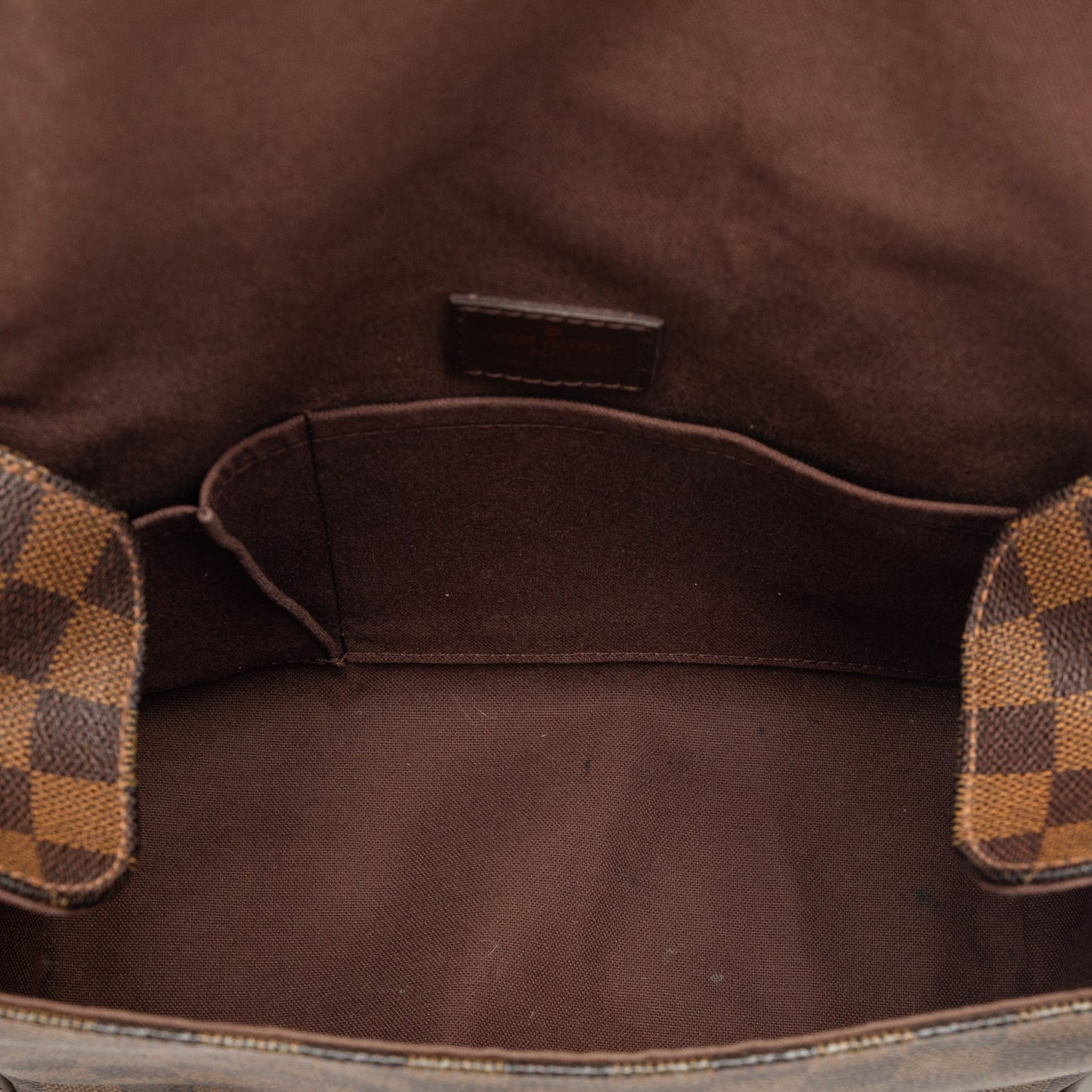 Louis Vuitton Damier Ebene Melville Reporter