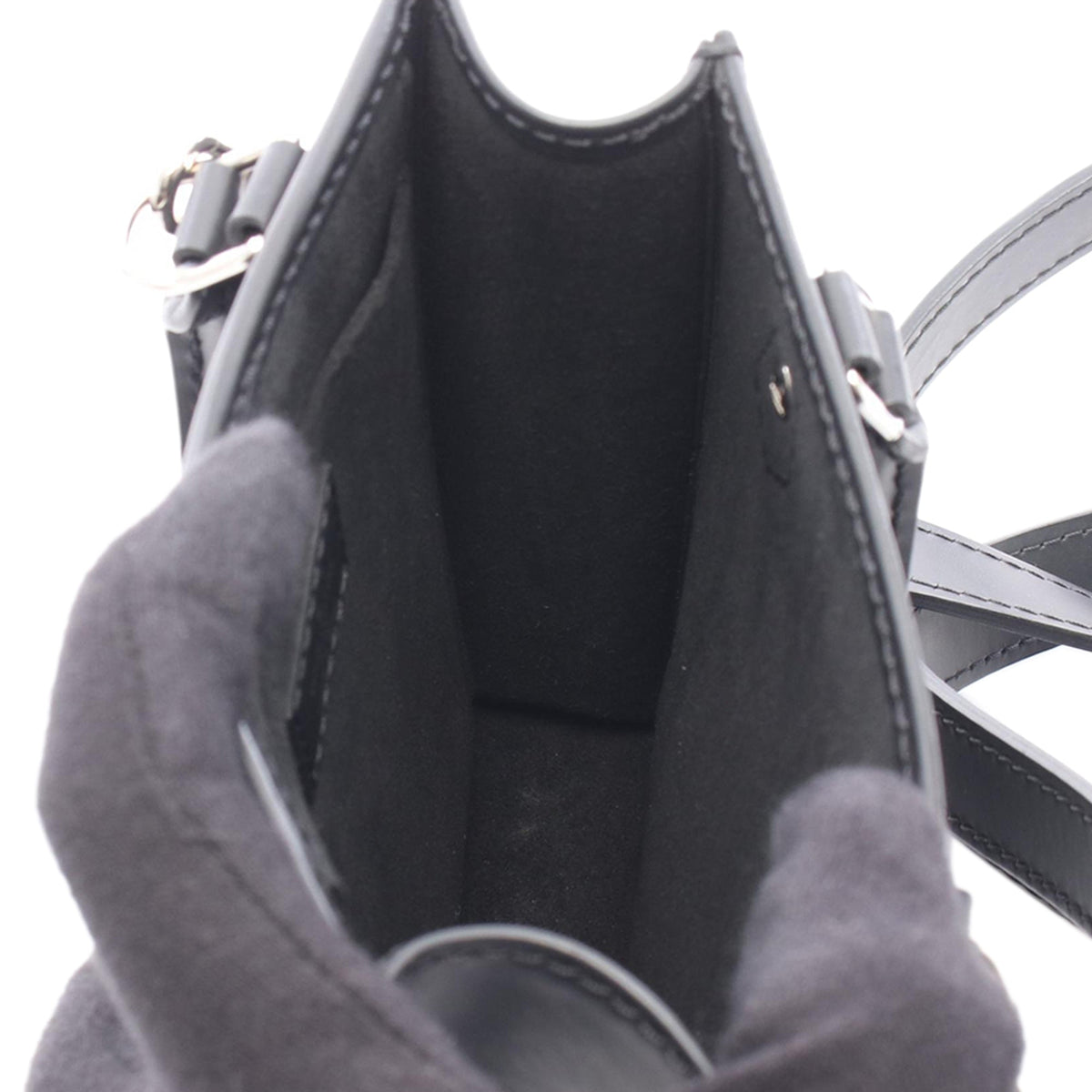 Louis Vuitton Epi Petit Sac Plat