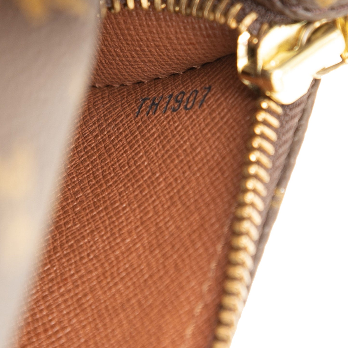 Louis Vuitton Monogram Papillon 30