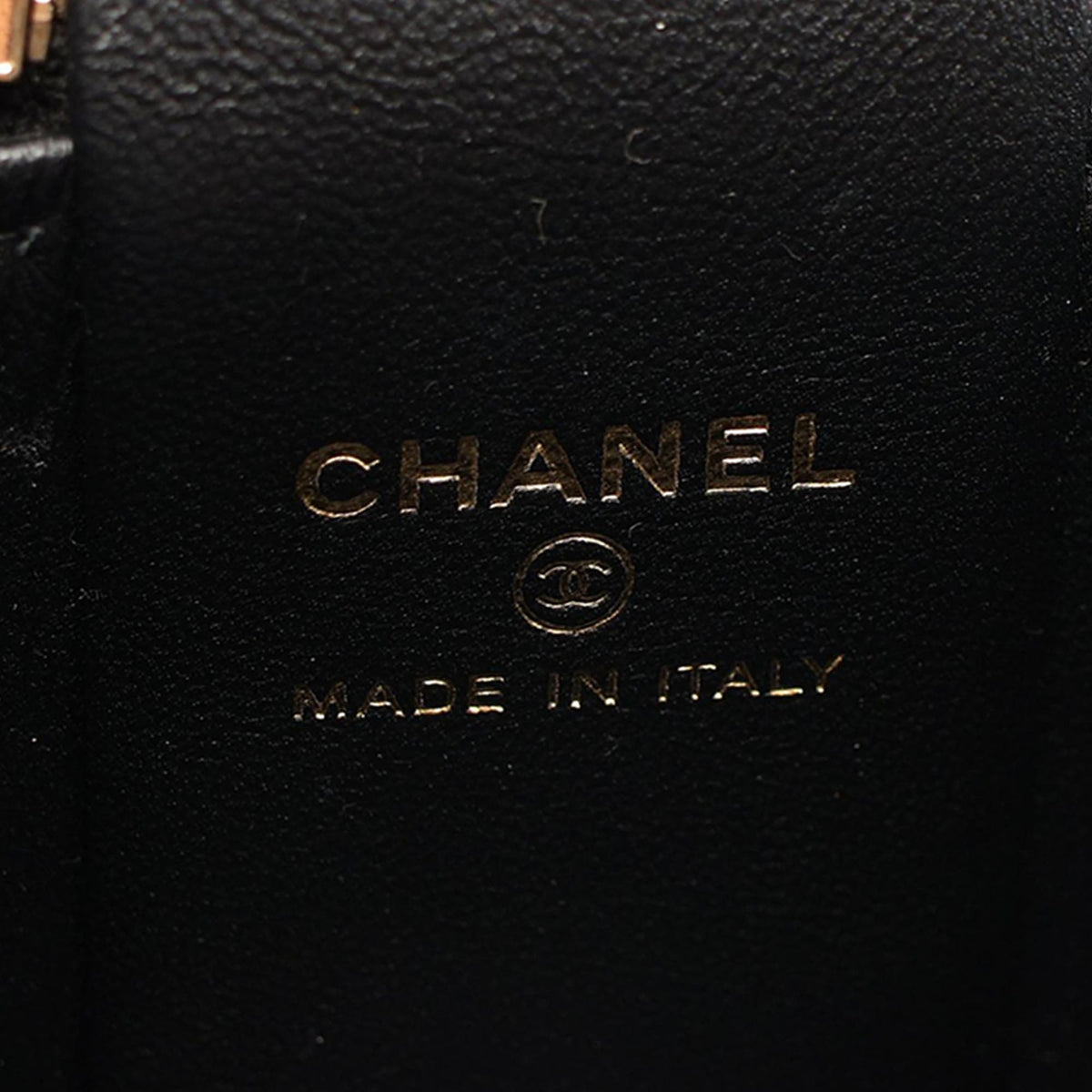 Chanel Quilted Lambskin Afternoon Tea Vanity Case with Chain — Black