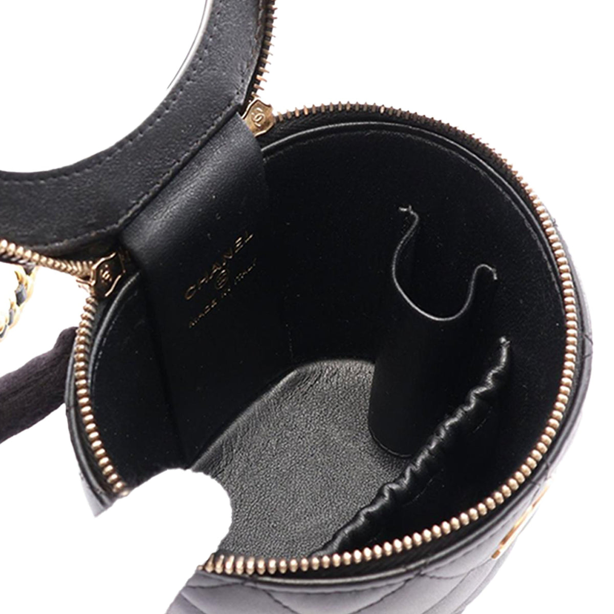 Chanel Quilted Lambskin Afternoon Tea Vanity Case with Chain — Black