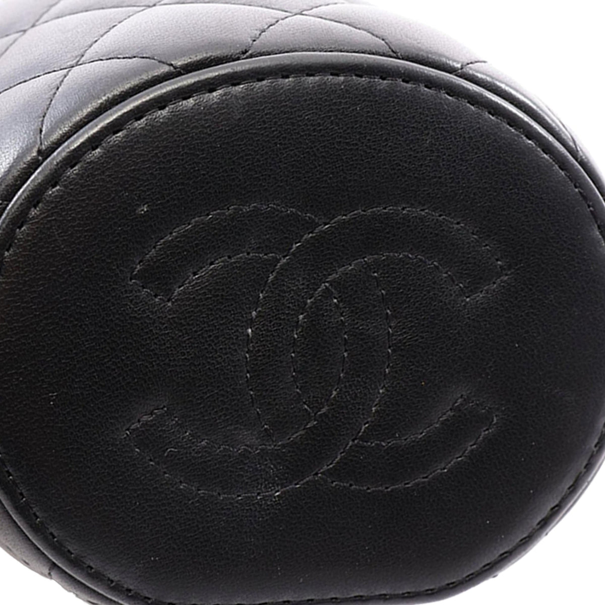 Chanel Quilted Lambskin Afternoon Tea Vanity Case with Chain — Black