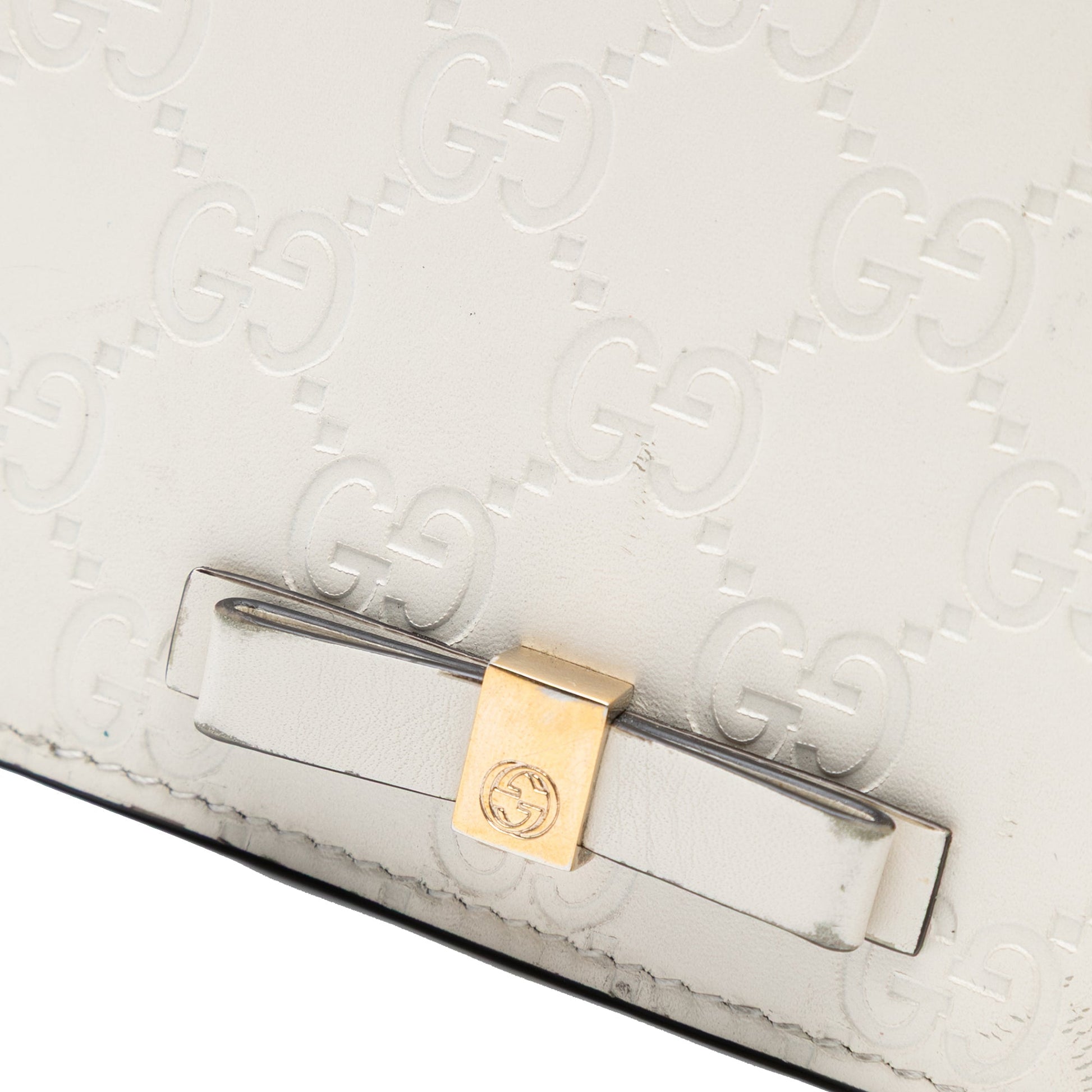 Gucci Mini Guccissima Bow Signature Wallet On Chain