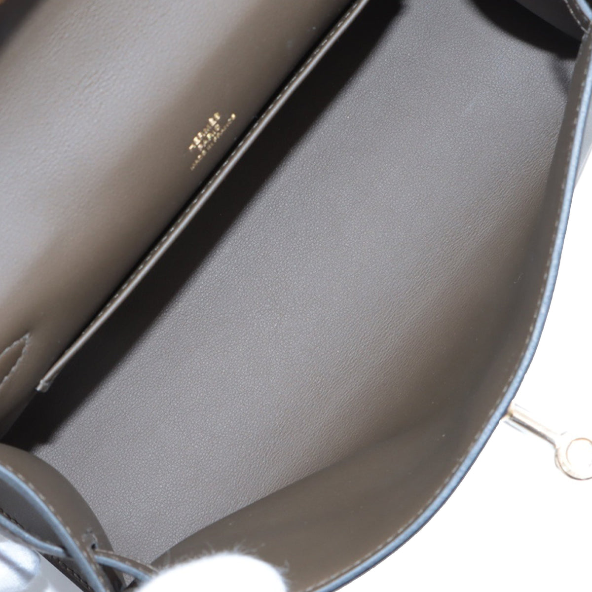 Hermès Swift Kelly Pochette 22