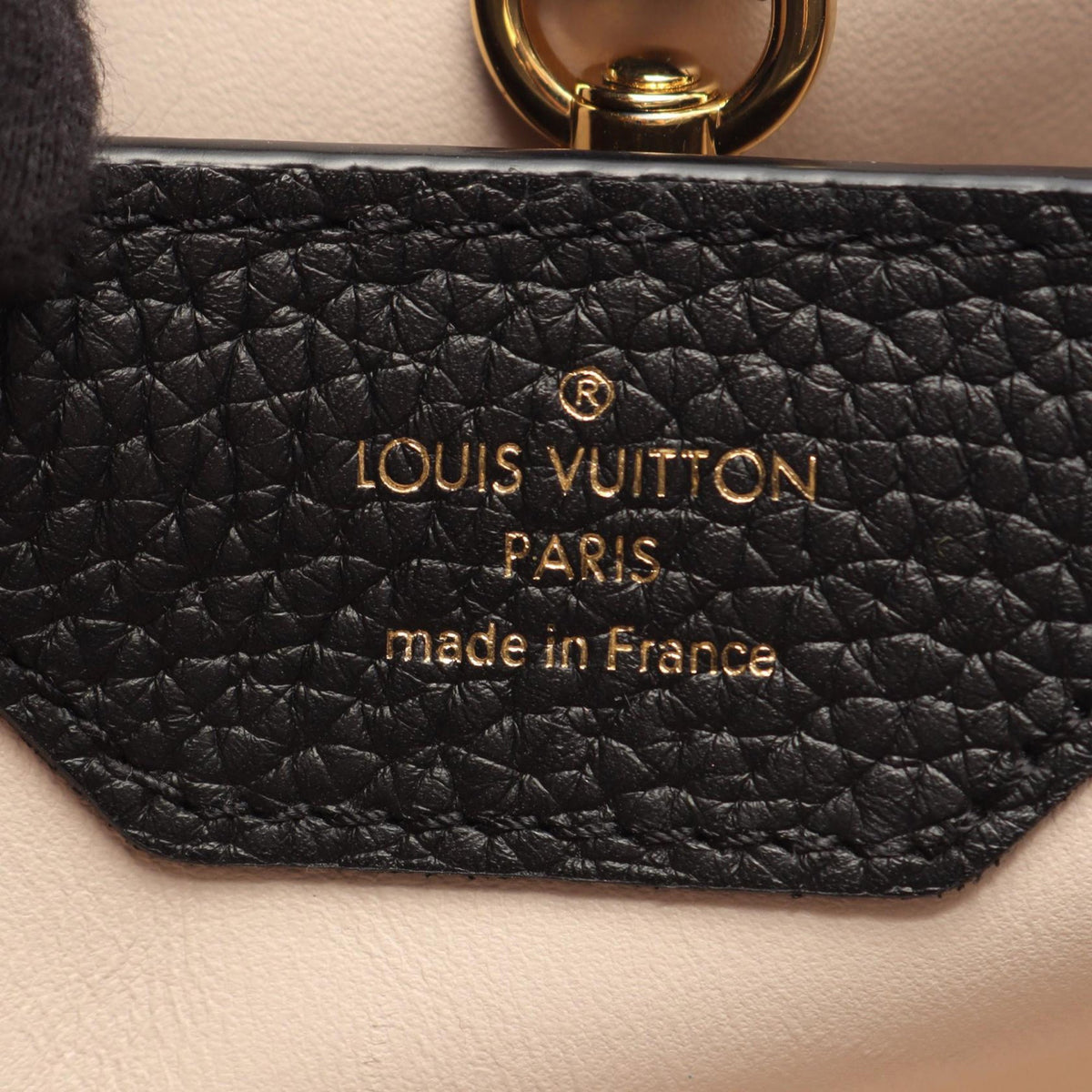 Louis Vuitton Taurillon Capucines MM — Black
