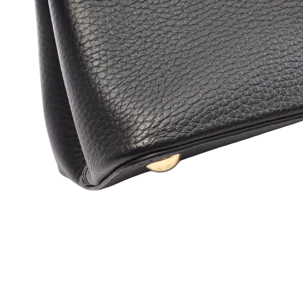 Louis Vuitton Taurillon Capucines MM — Black