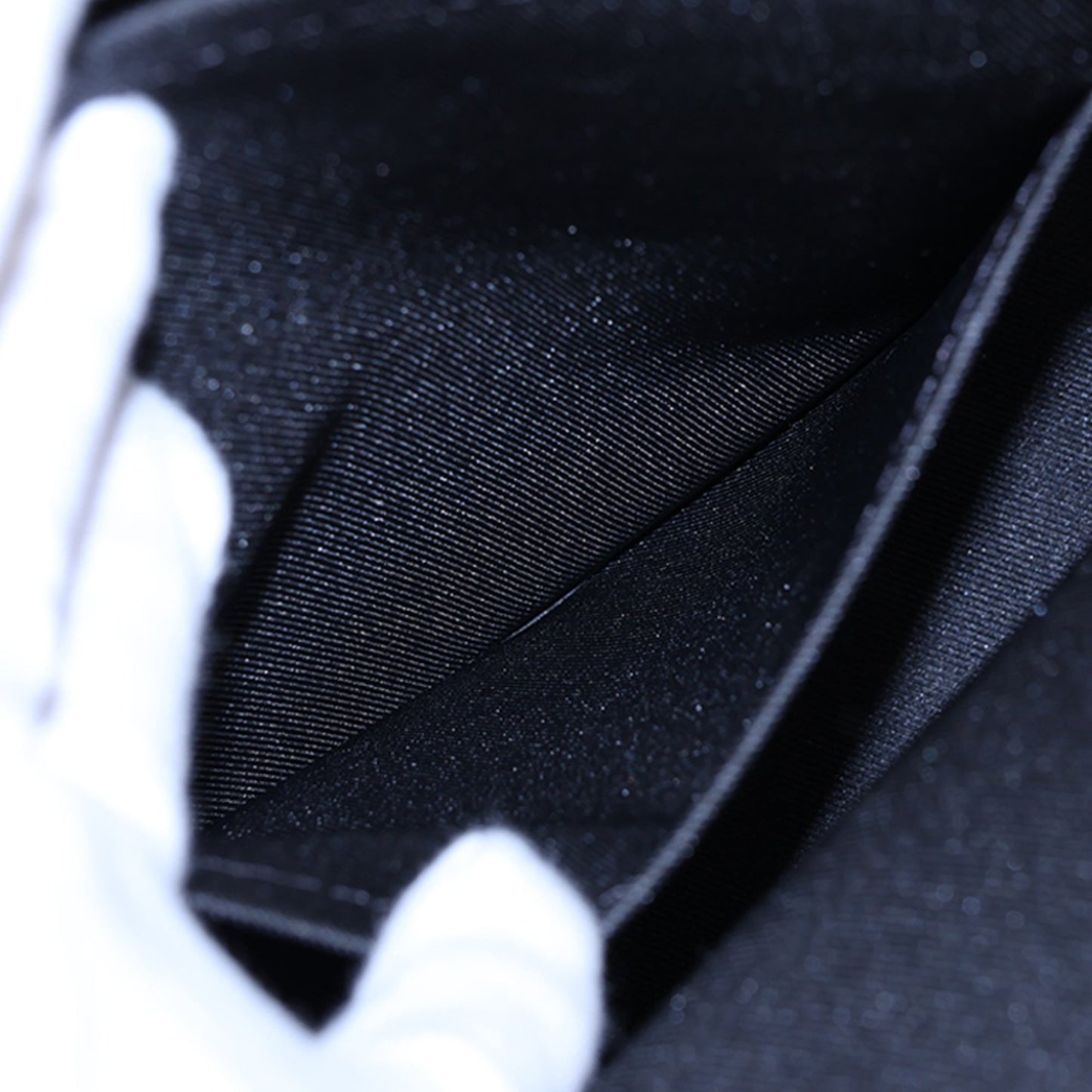 Louis Vuitton Monogram Eclipse Discovery
