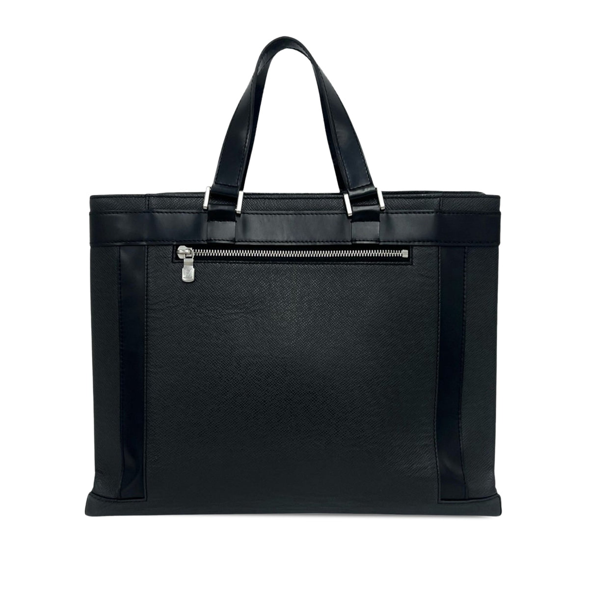 Louis Vuitton Taiga Kasbek PM