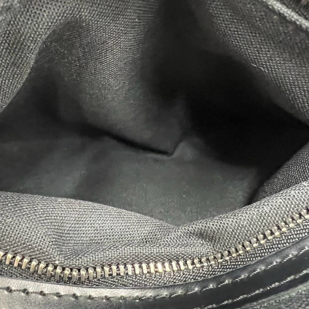Louis Vuitton Taiga Kasbek PM