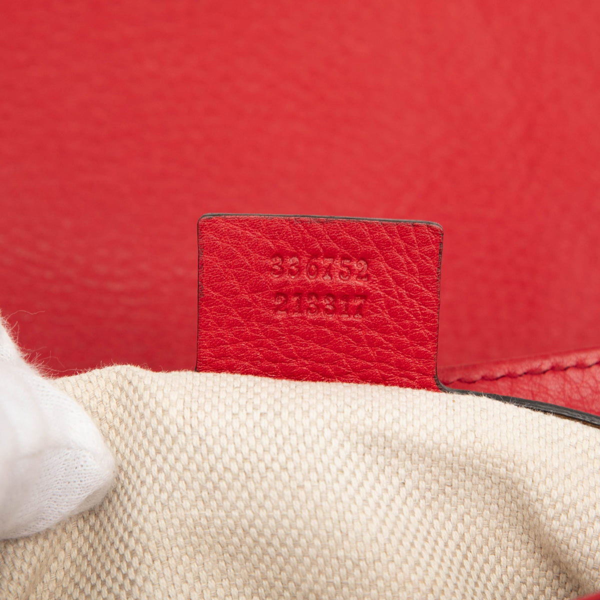 Gucci Medium Calfskin Soho Chain Flap Crossbody