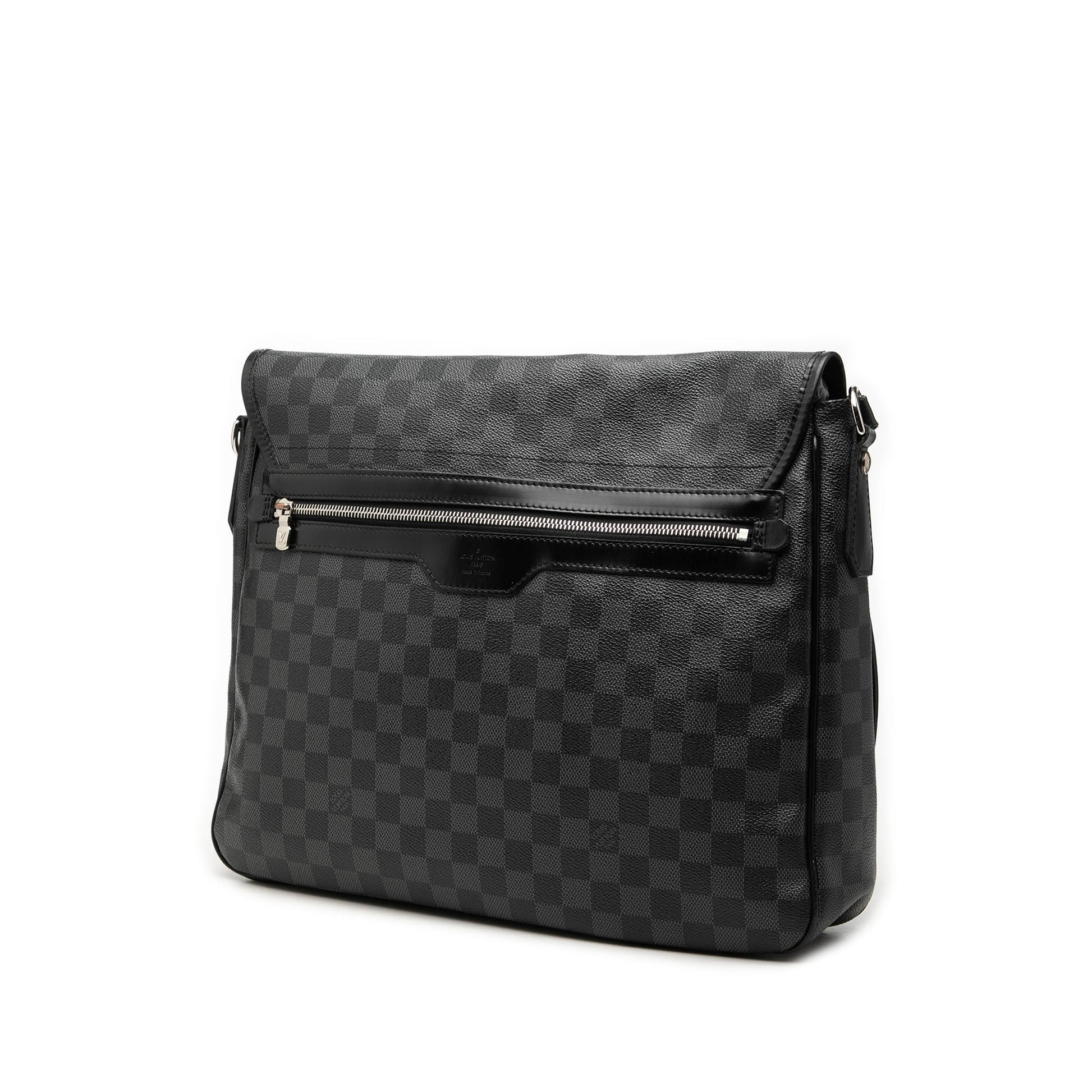 Louis Vuitton Damier Graphite District MM