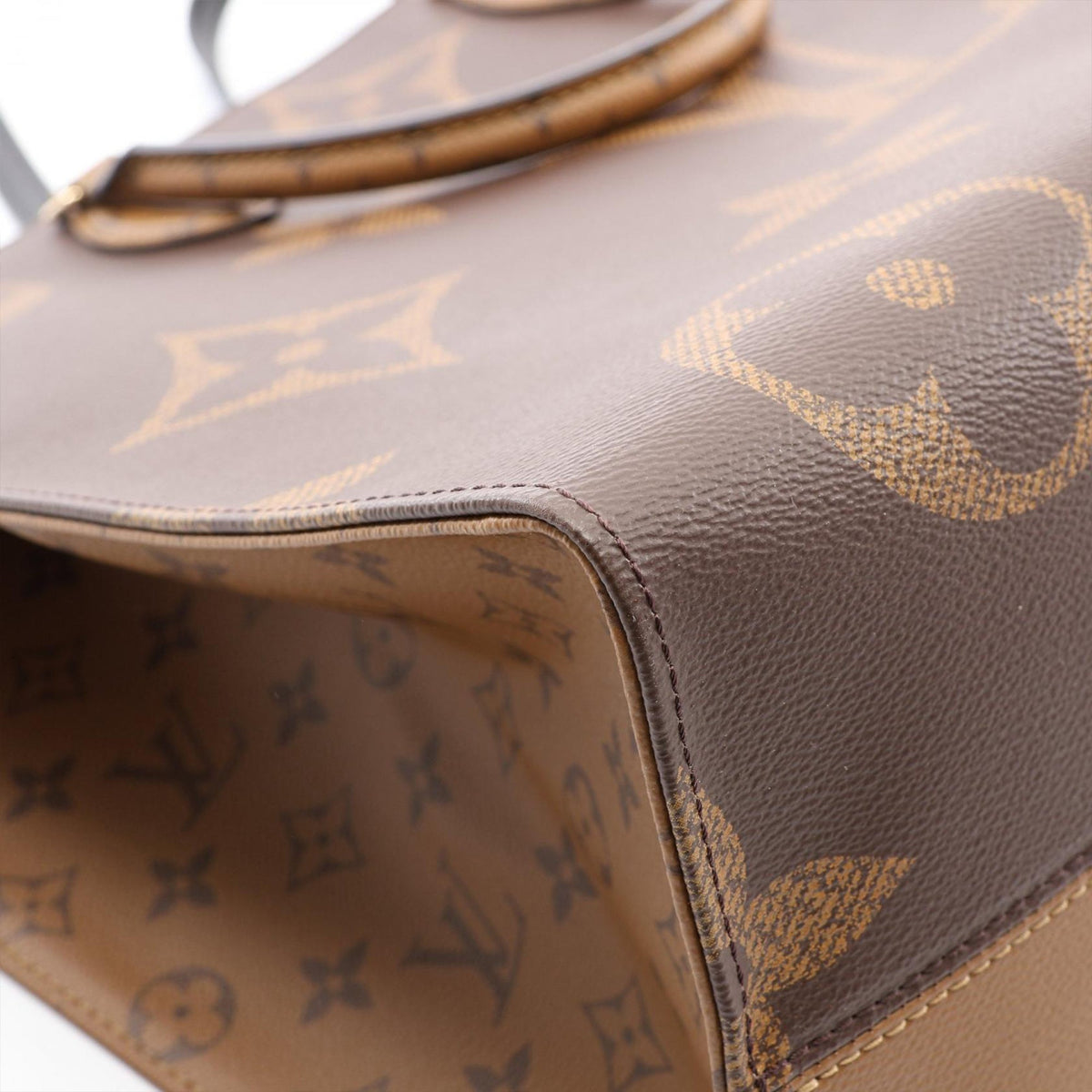Louis Vuitton Monogram Reverse Giant OnTheGo GM — Brown