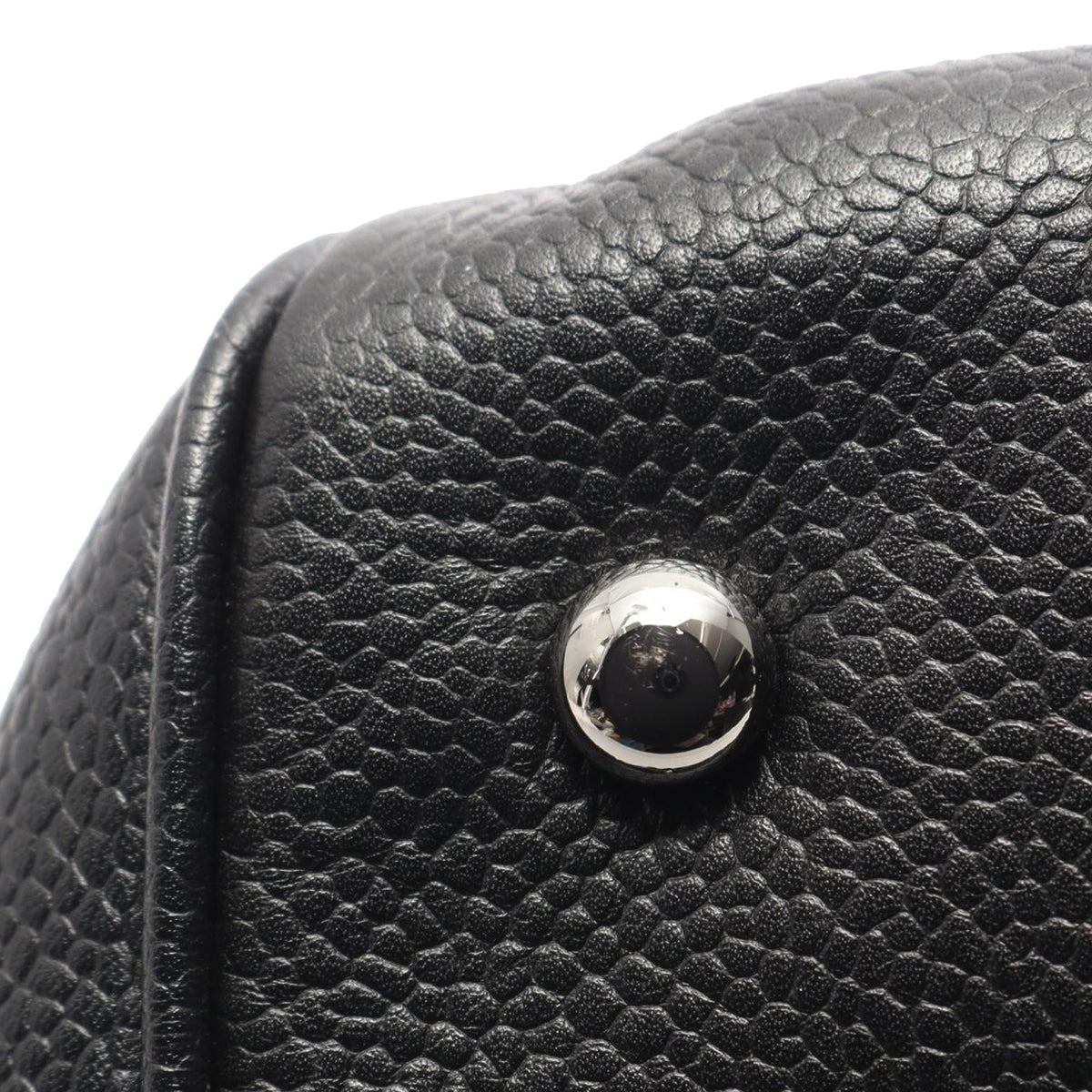 Chanel Chocolate Bar Caviar Button Handbag — Black