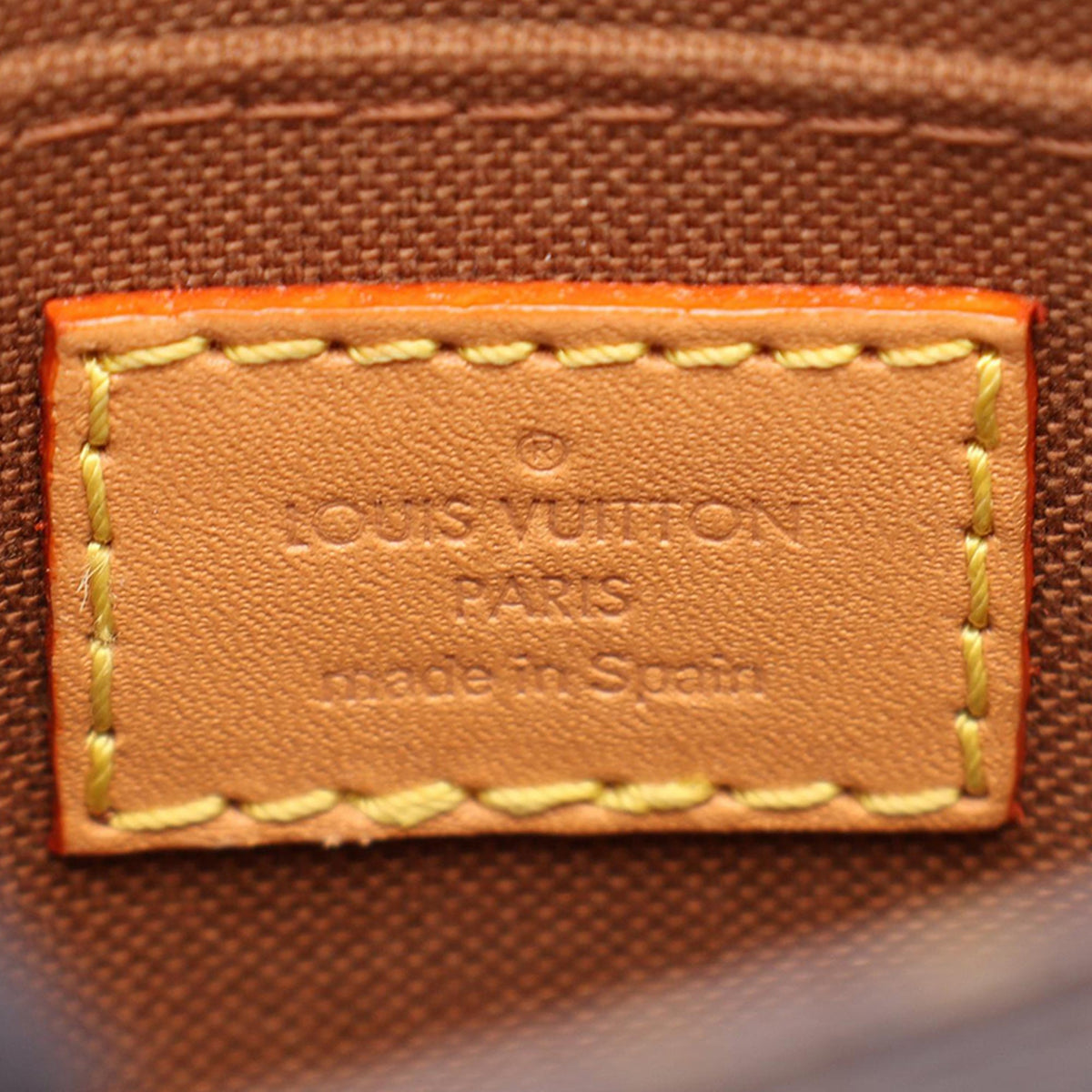 Louis Vuitton Monogram Petit Sac Plat