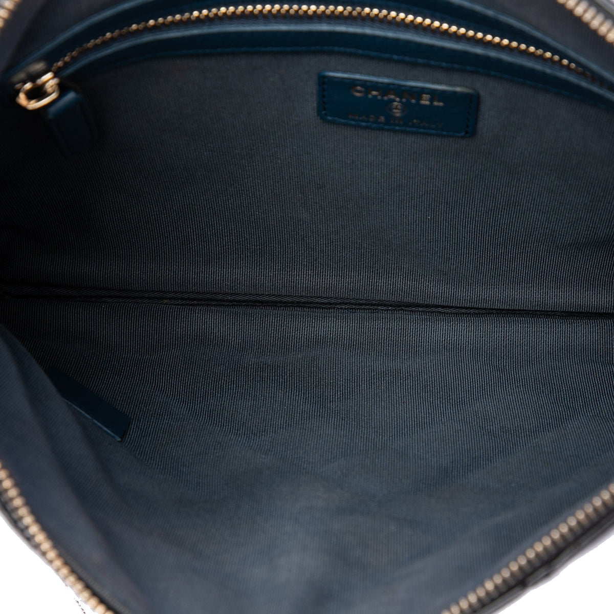 Chanel Medium Quilted Patent O Case Clutch — Black