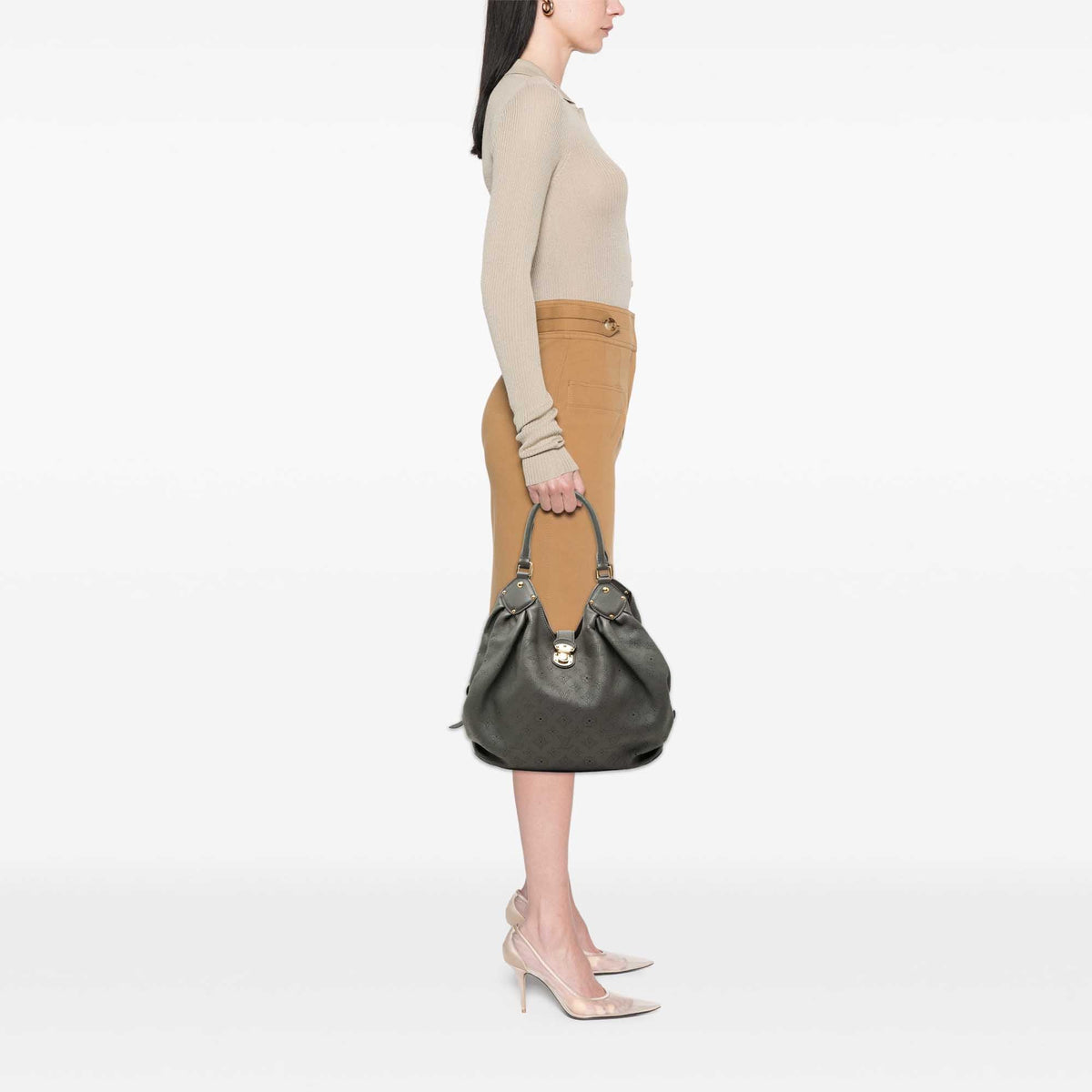 Louis Vuitton Monogram Mahina L Hobo