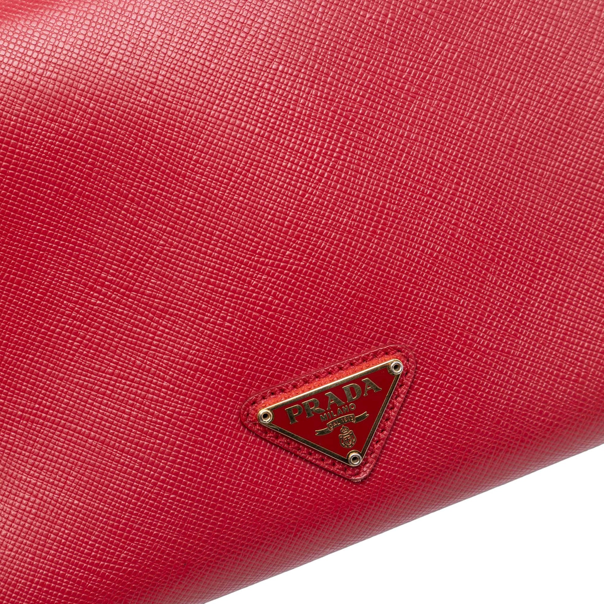 Prada Saffiano Heart Wallet On Chain