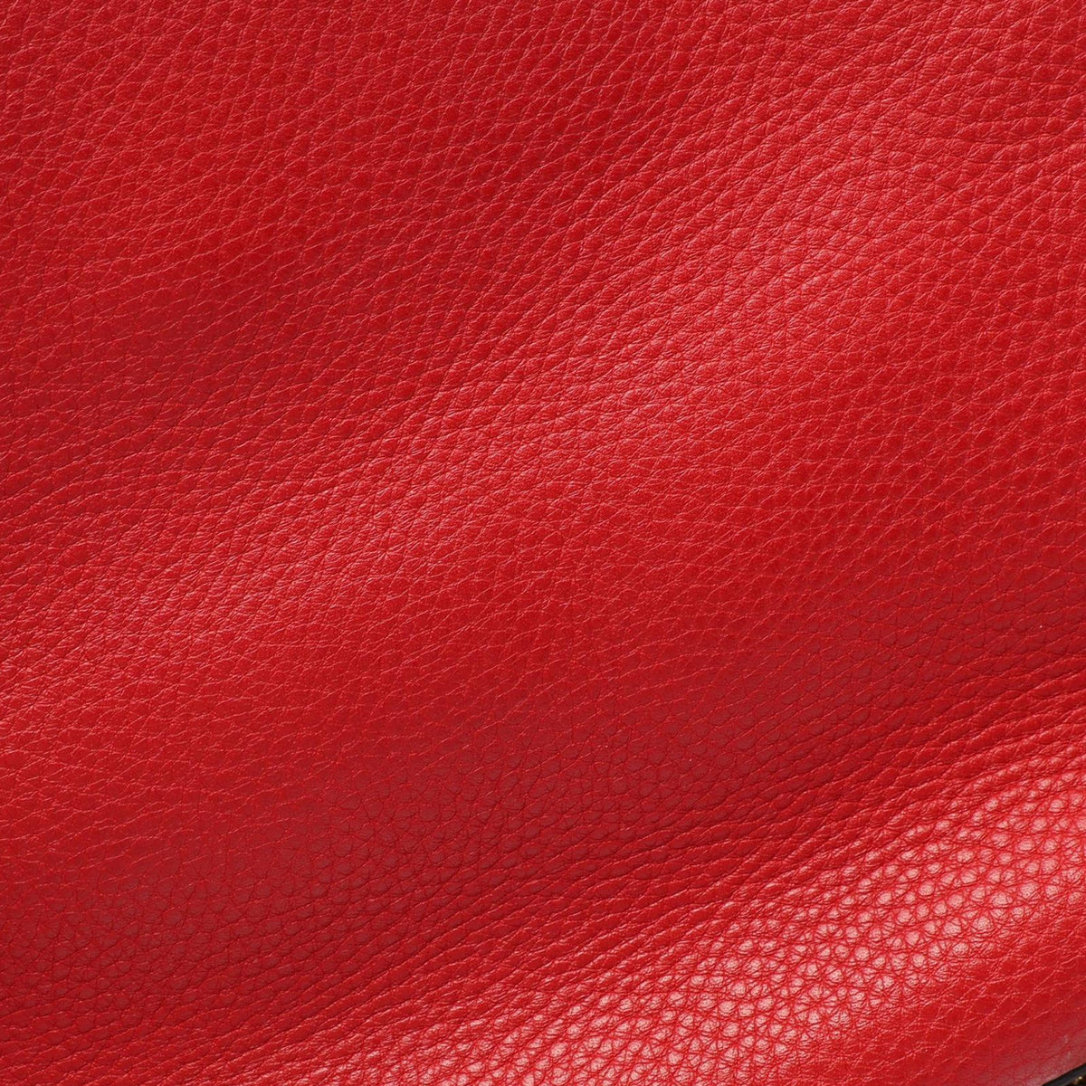 Gucci Small Calfskin Soho Chain Tote