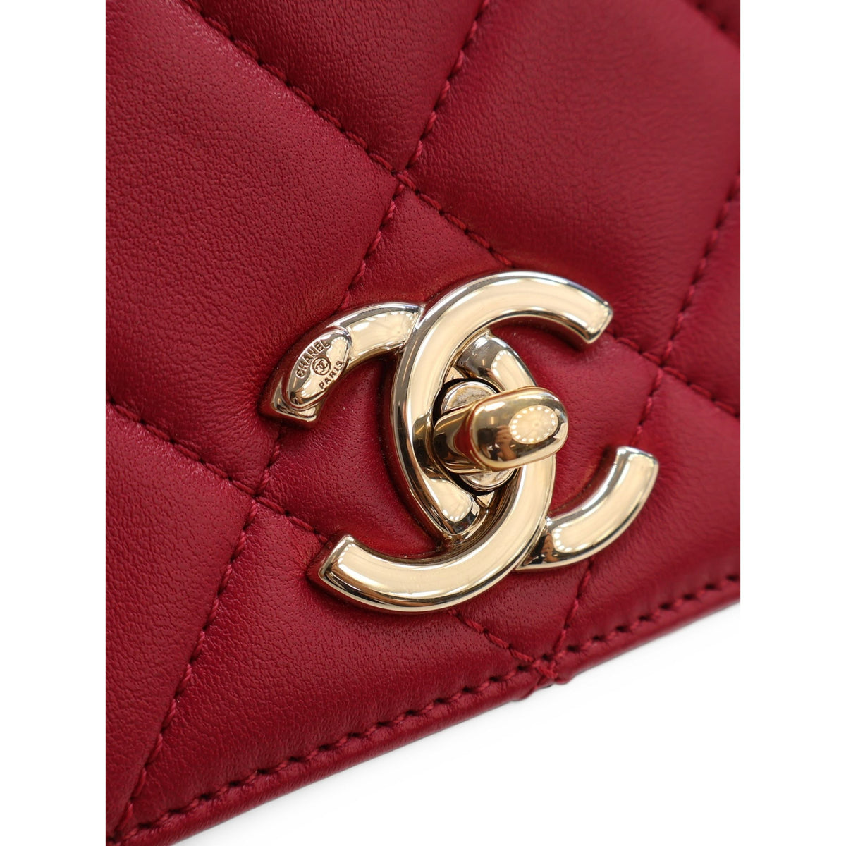 Chanel Small Quilted Lambskin Carry Chic Flap — Red