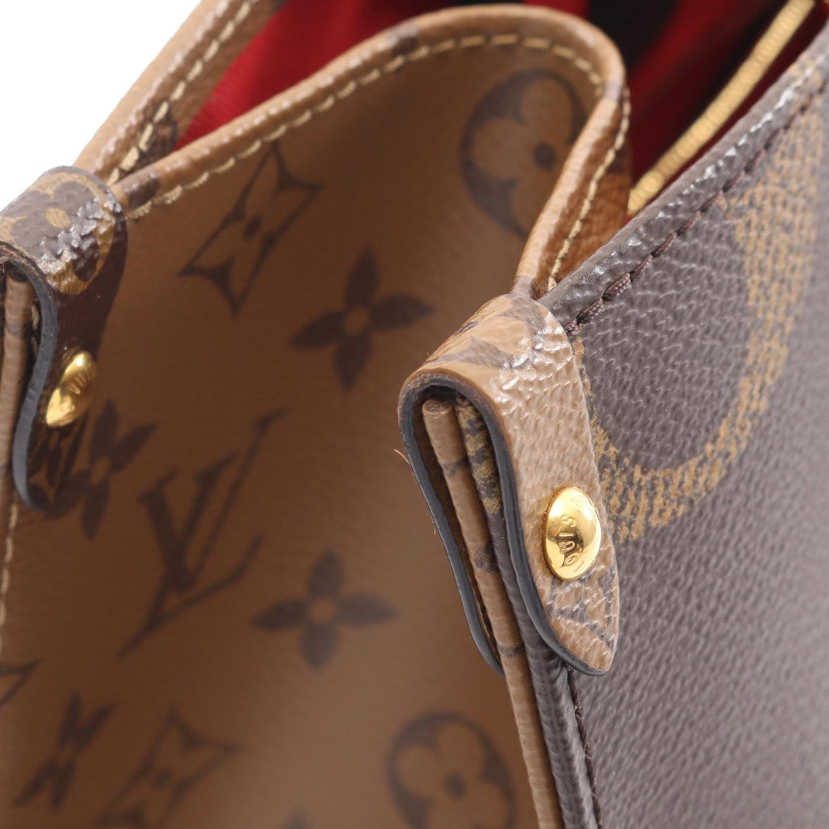 Louis Vuitton Monogram Reverse Giant OnTheGo MM — Brown