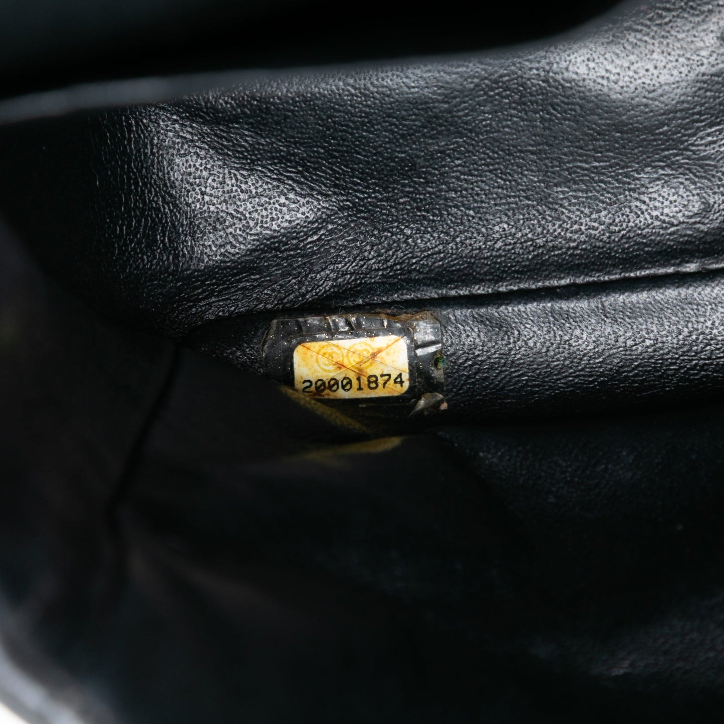 Medium Classic Patent Double Flap