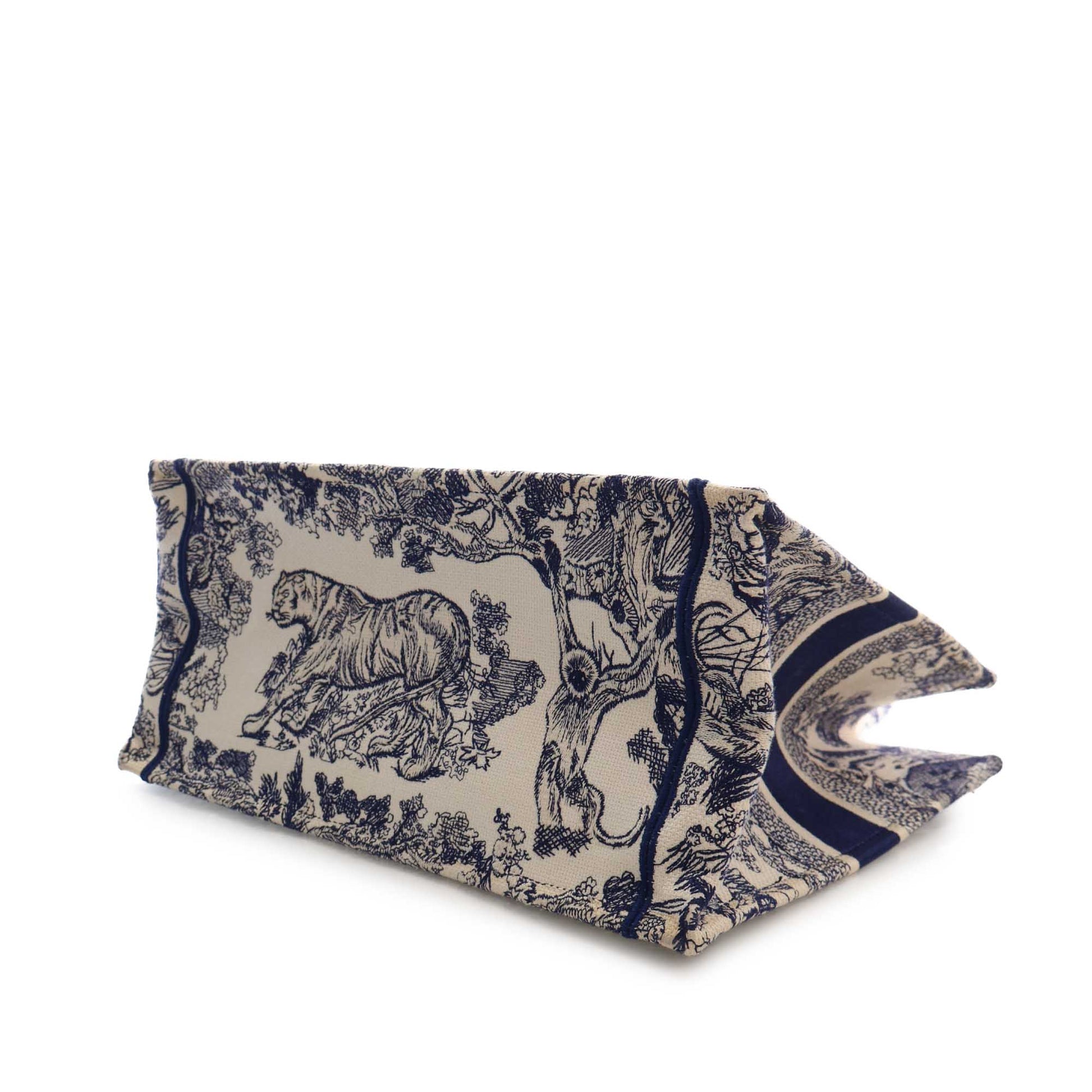 Dior Medium Canvas Embroidered Reverse Dioriviera Toile De Jouy Book Tote