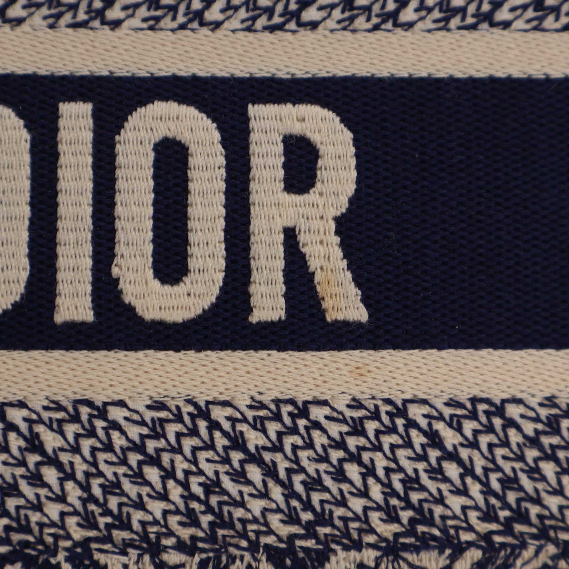 Dior Medium Canvas Embroidered Reverse Dioriviera Toile De Jouy Book Tote