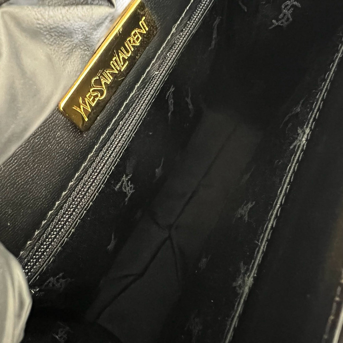 Saint Laurent Leather Handbag