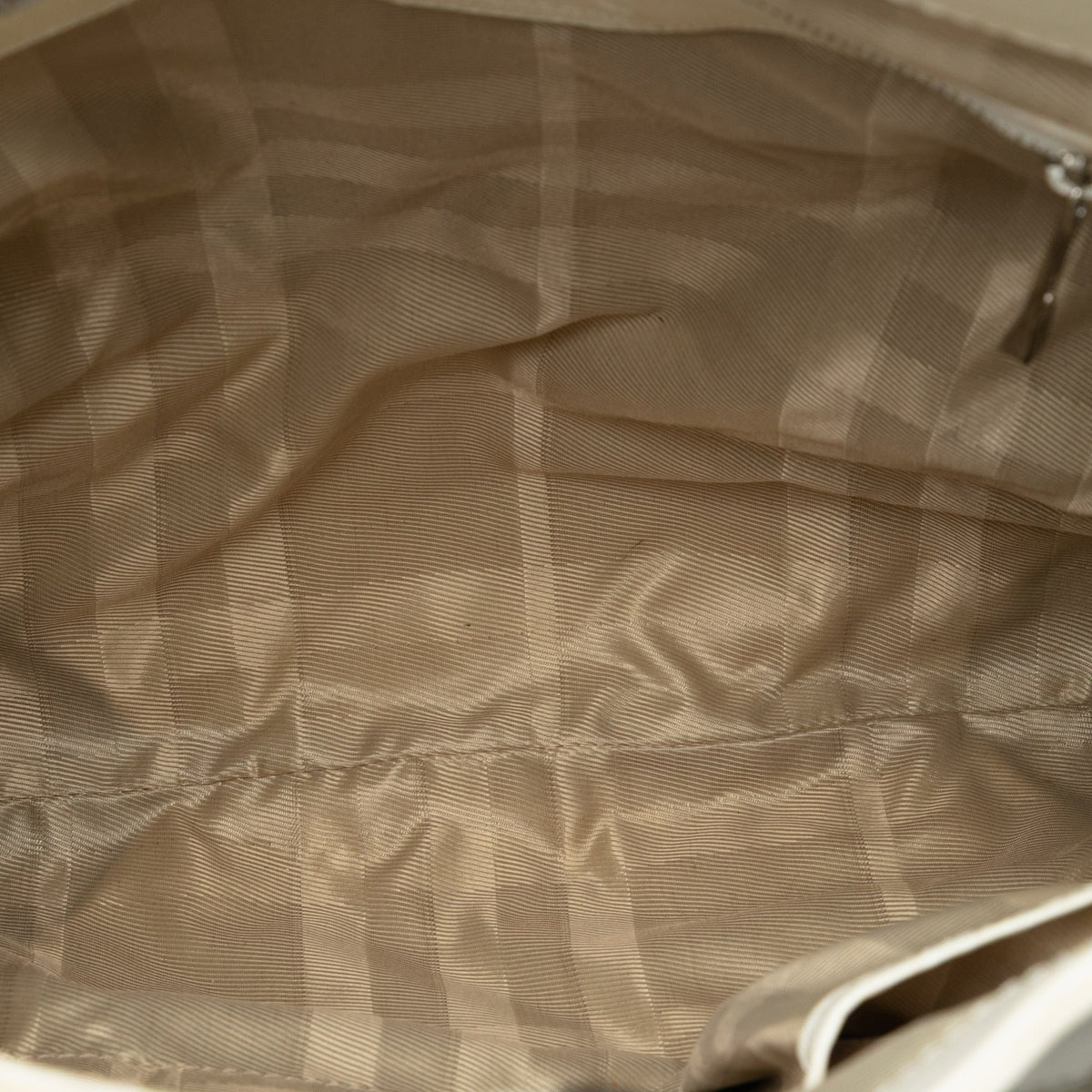 Burberry Quilted Leather Hillgate Convertible Tote