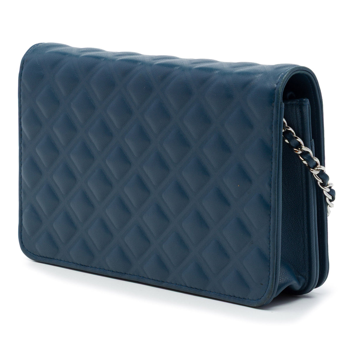 Chanel CC Embossed Lambskin Diamond Wallet On Chain — Blue