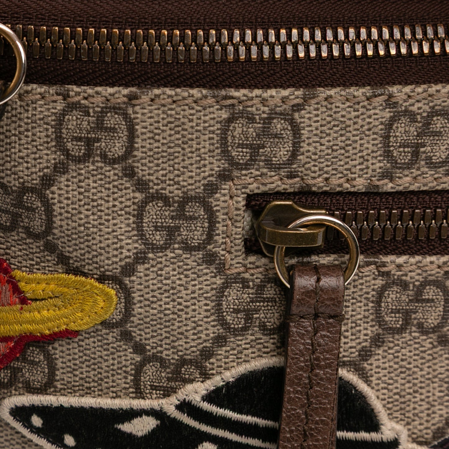 Gucci GG Supreme Courrier Belt Bag