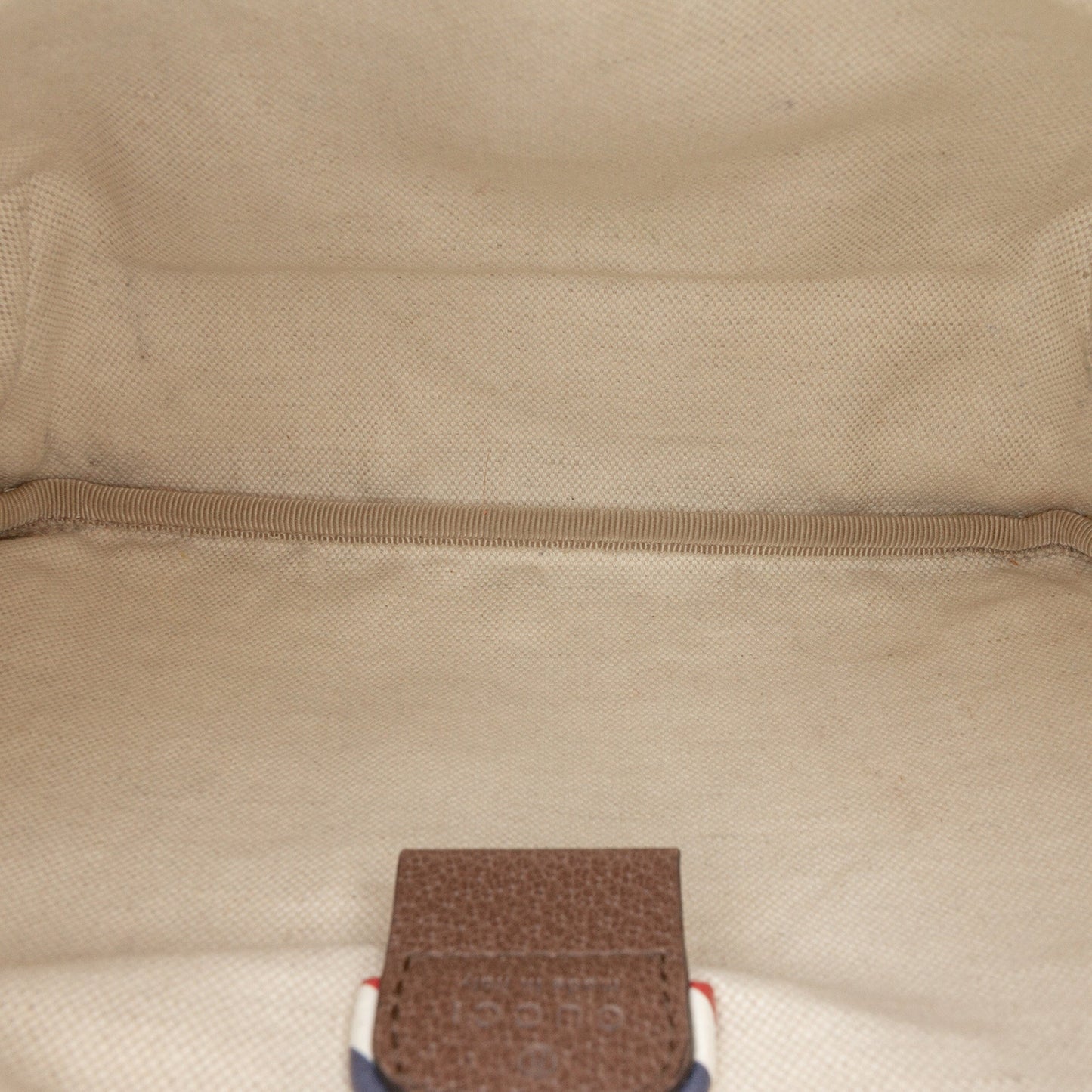 Gucci GG Supreme Courrier Belt Bag