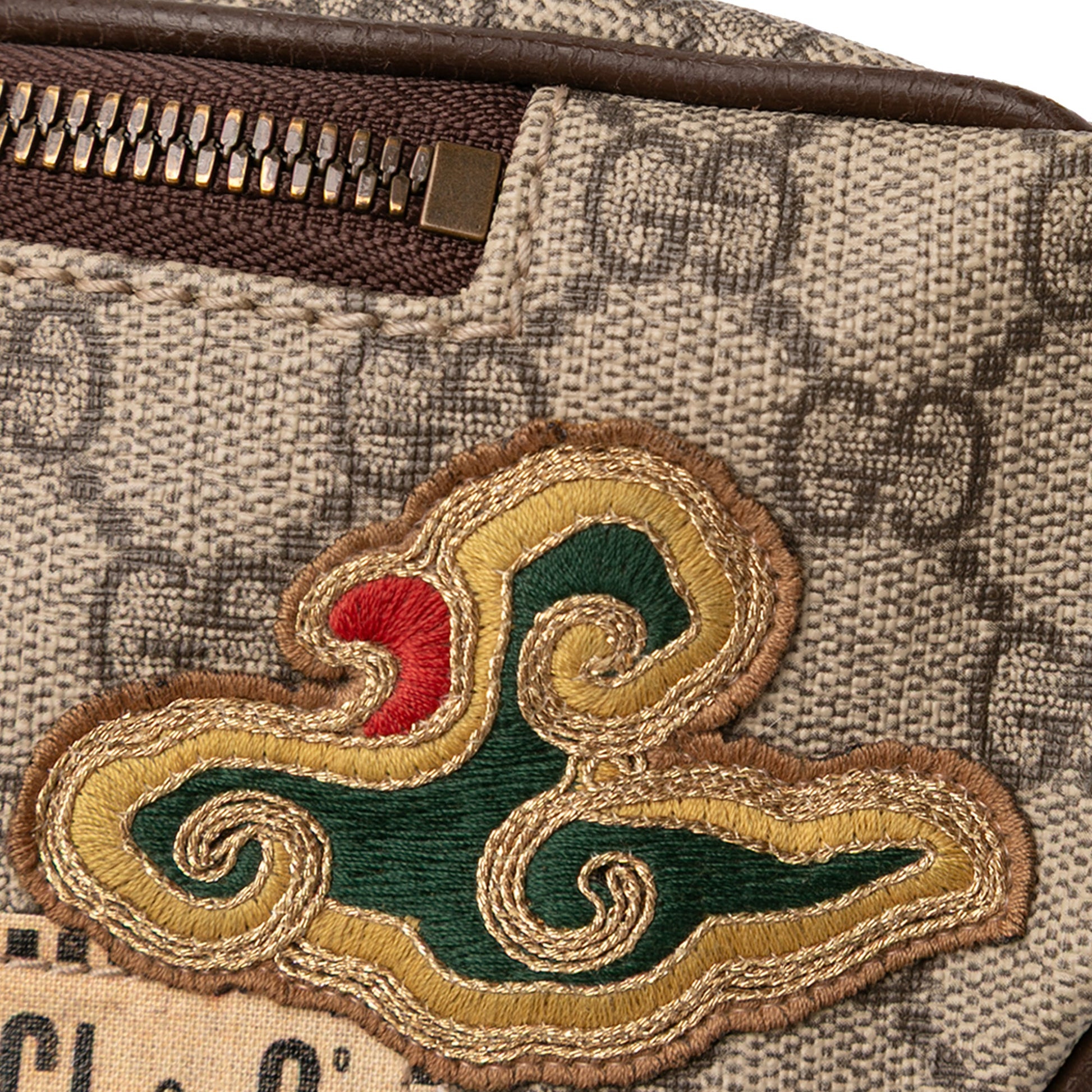Gucci GG Supreme Courrier Belt Bag