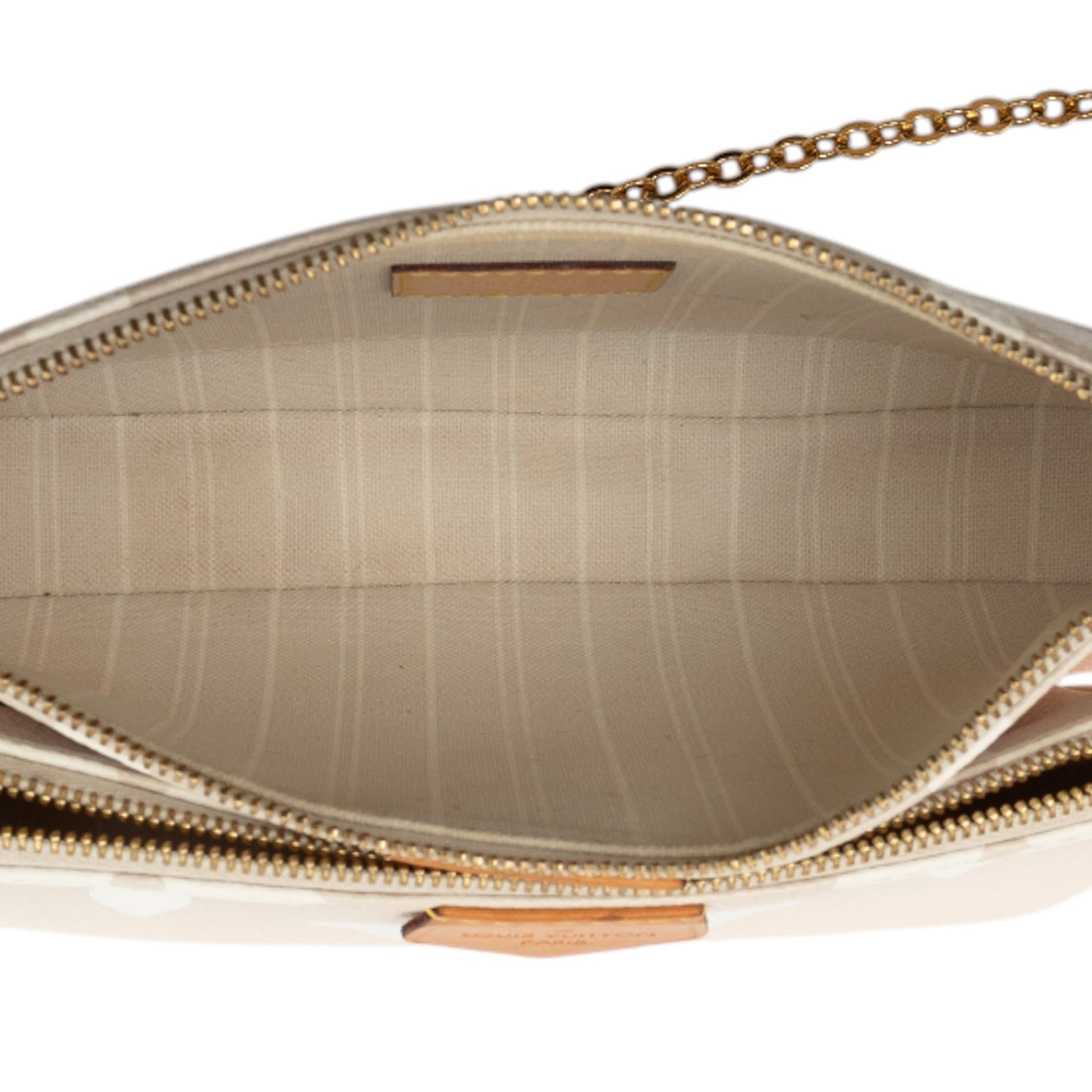 Louis Vuitton Monogram Giant By The Pool Multi Pochette Accessoires