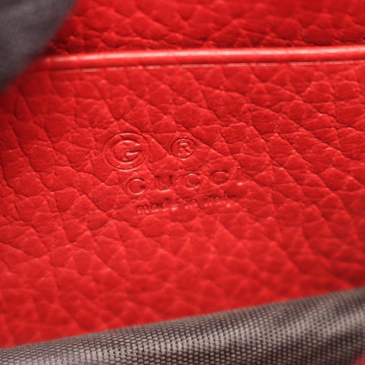 Gucci Dollar Calfskin Interlocking G Wallet on Chain