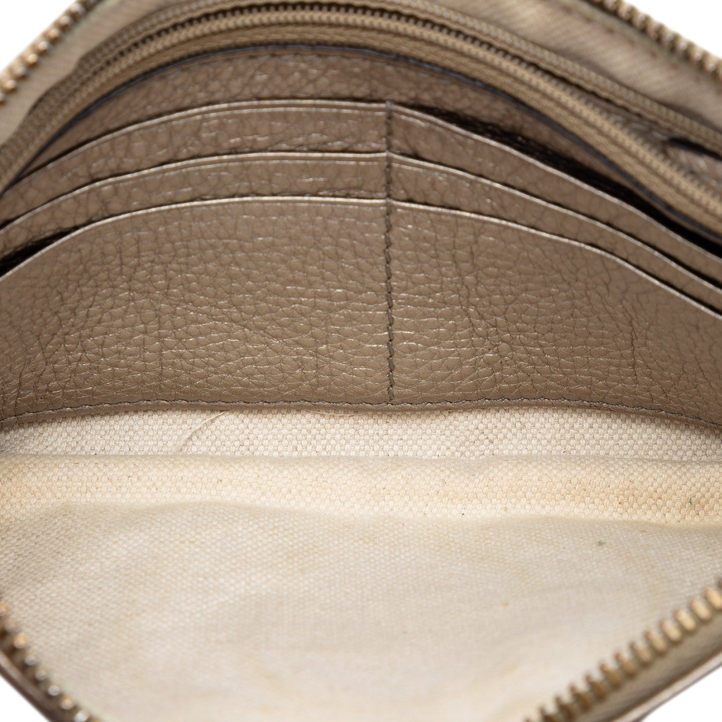 Gucci Metallic Calfskin Soho Wristlet Pouch