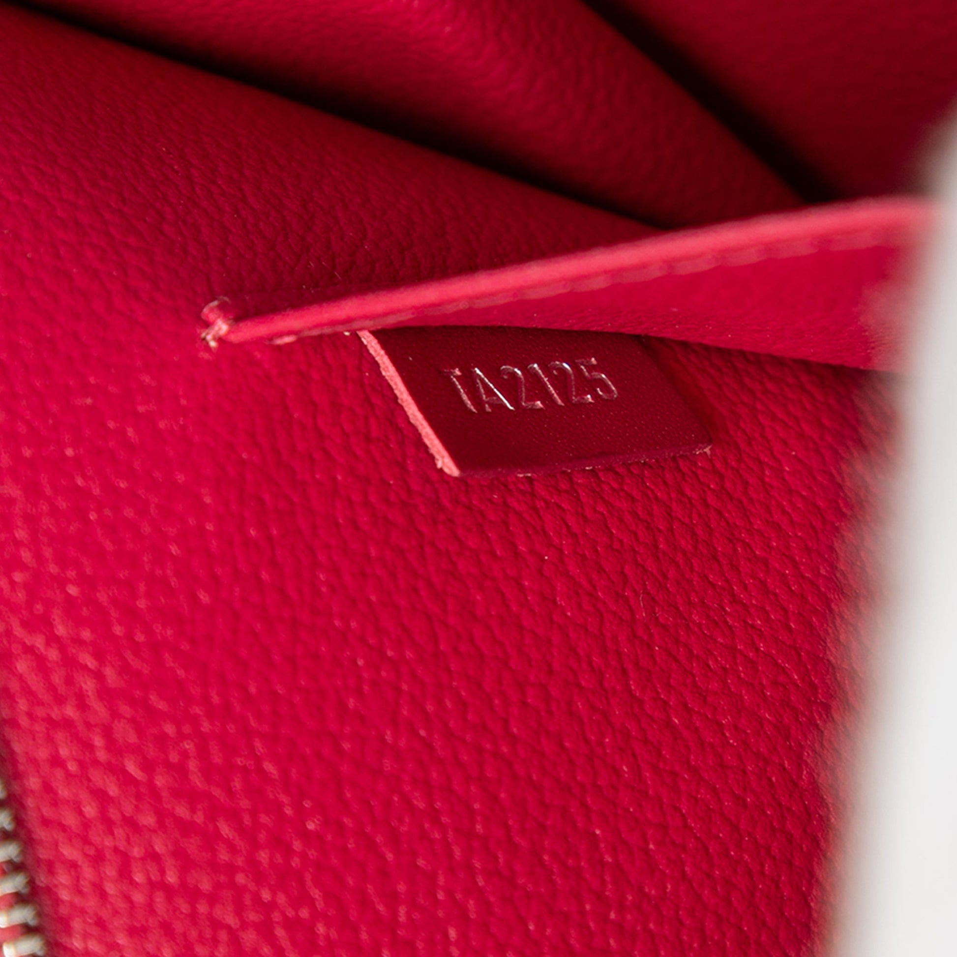 Louis Vuitton Epi Toiletry Pouch 26