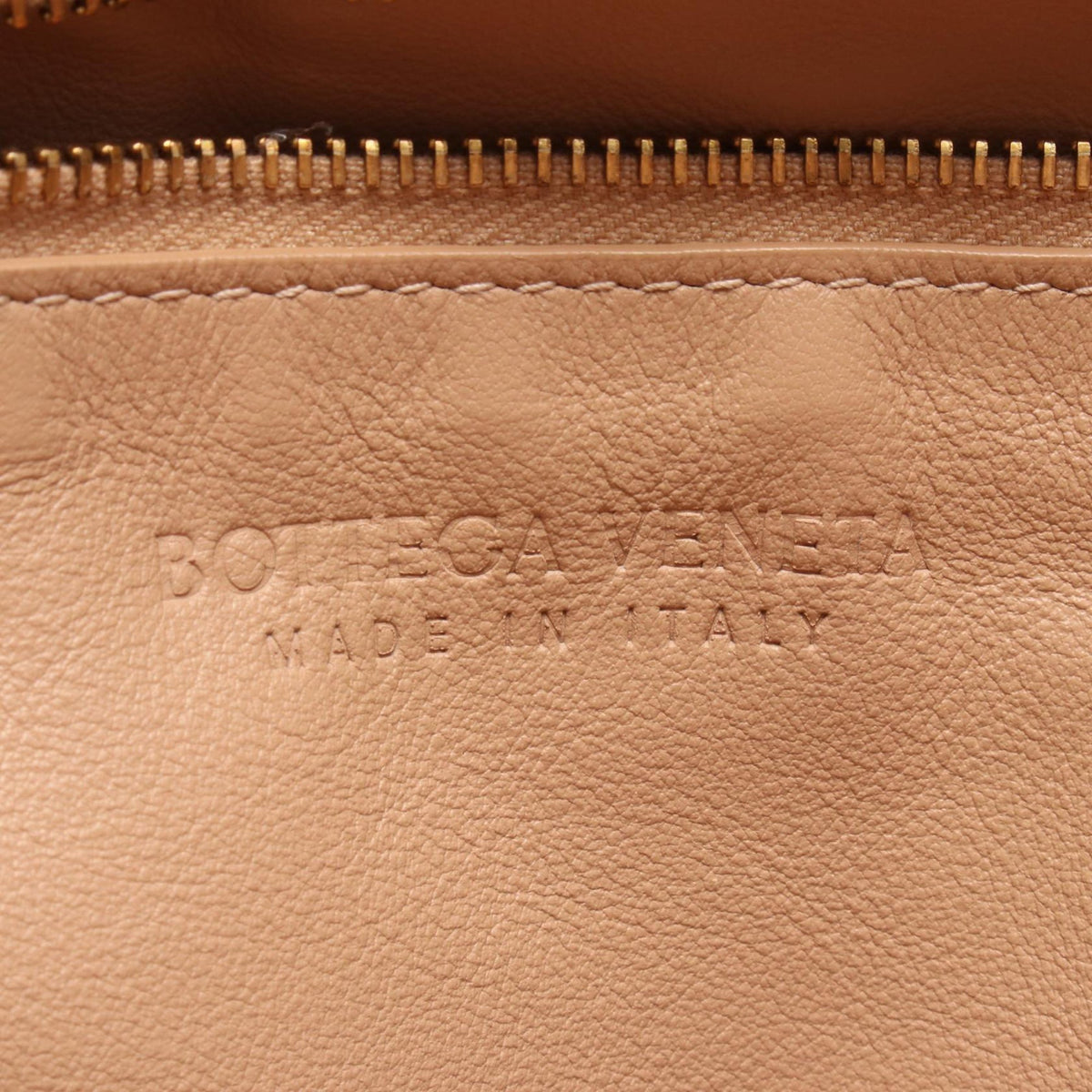 Bottega Veneta Intrecciato Handbag — Beige