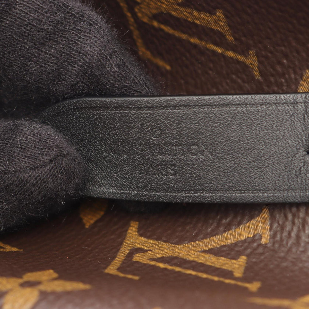 Louis Vuitton Monogram Neonoe MM — Brown